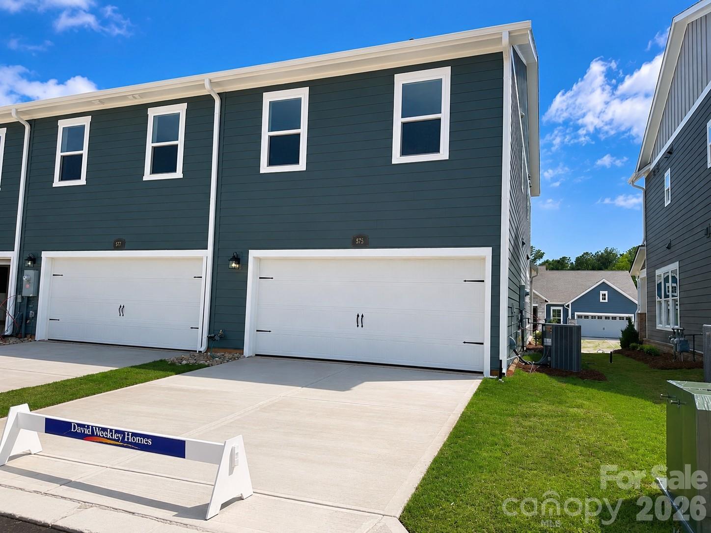 575 Cape Cod Way — Rock Hill