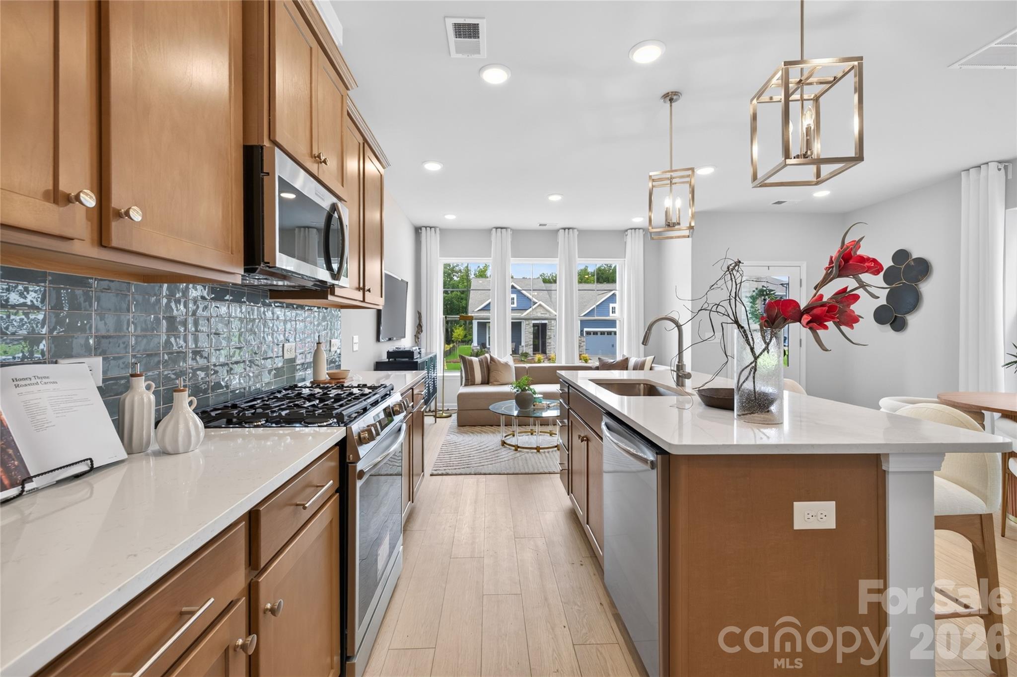 575 Cape Cod Way — Rock Hill