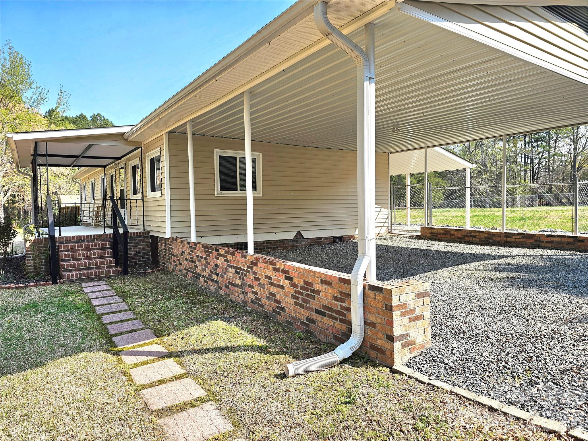 44716 Gold Branch Road — Richfield