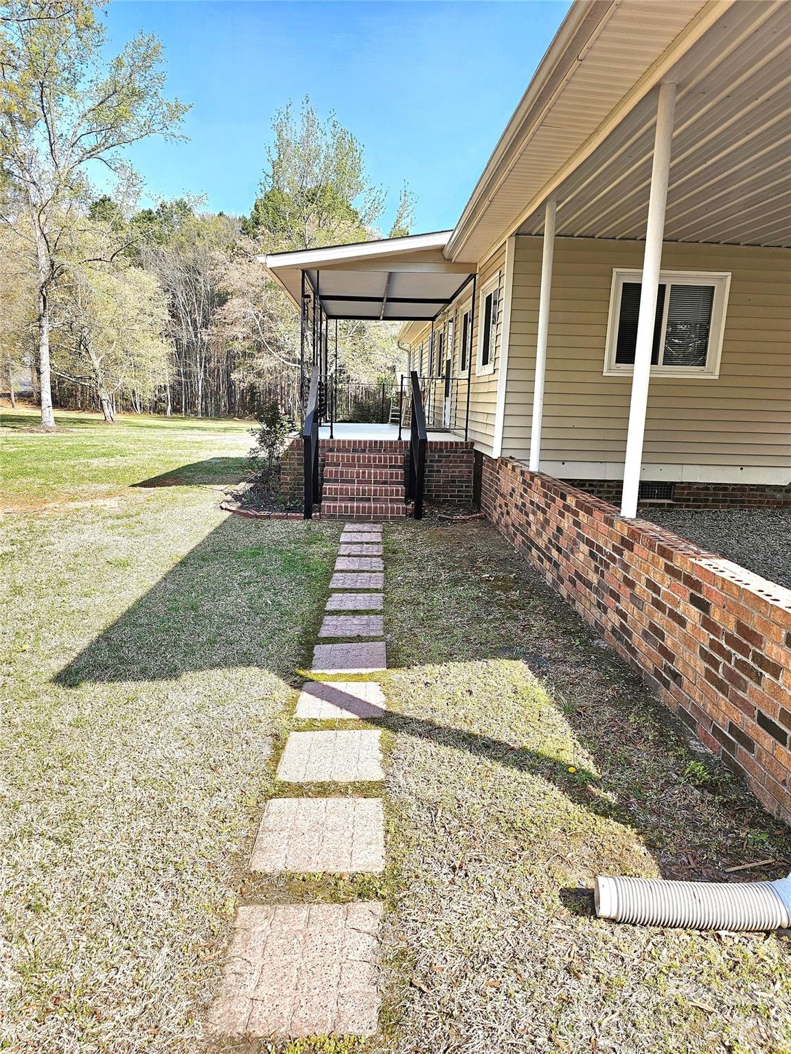 44716 Gold Branch Road — Richfield