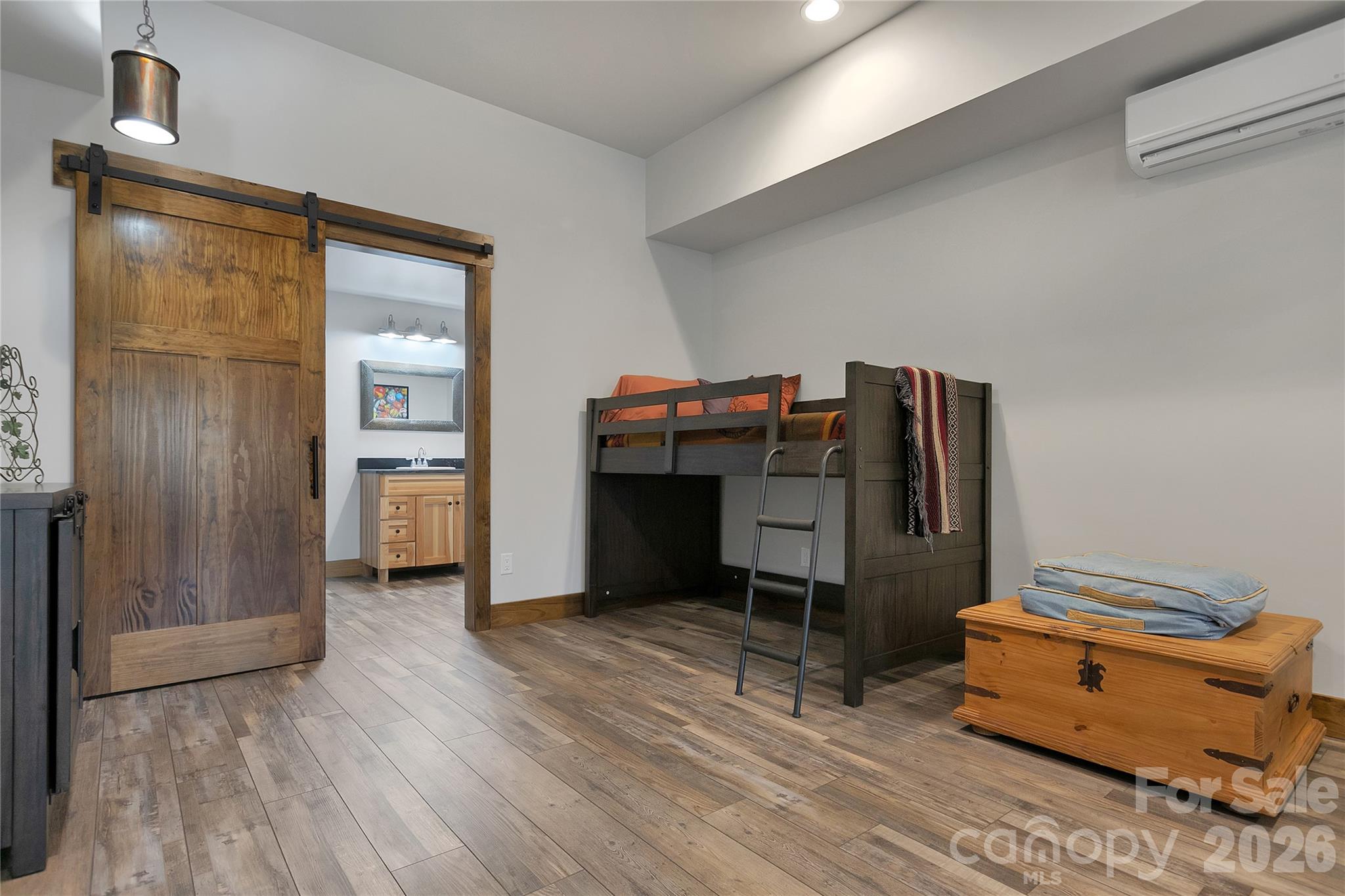 70 Unvdatlvi Court — Brevard