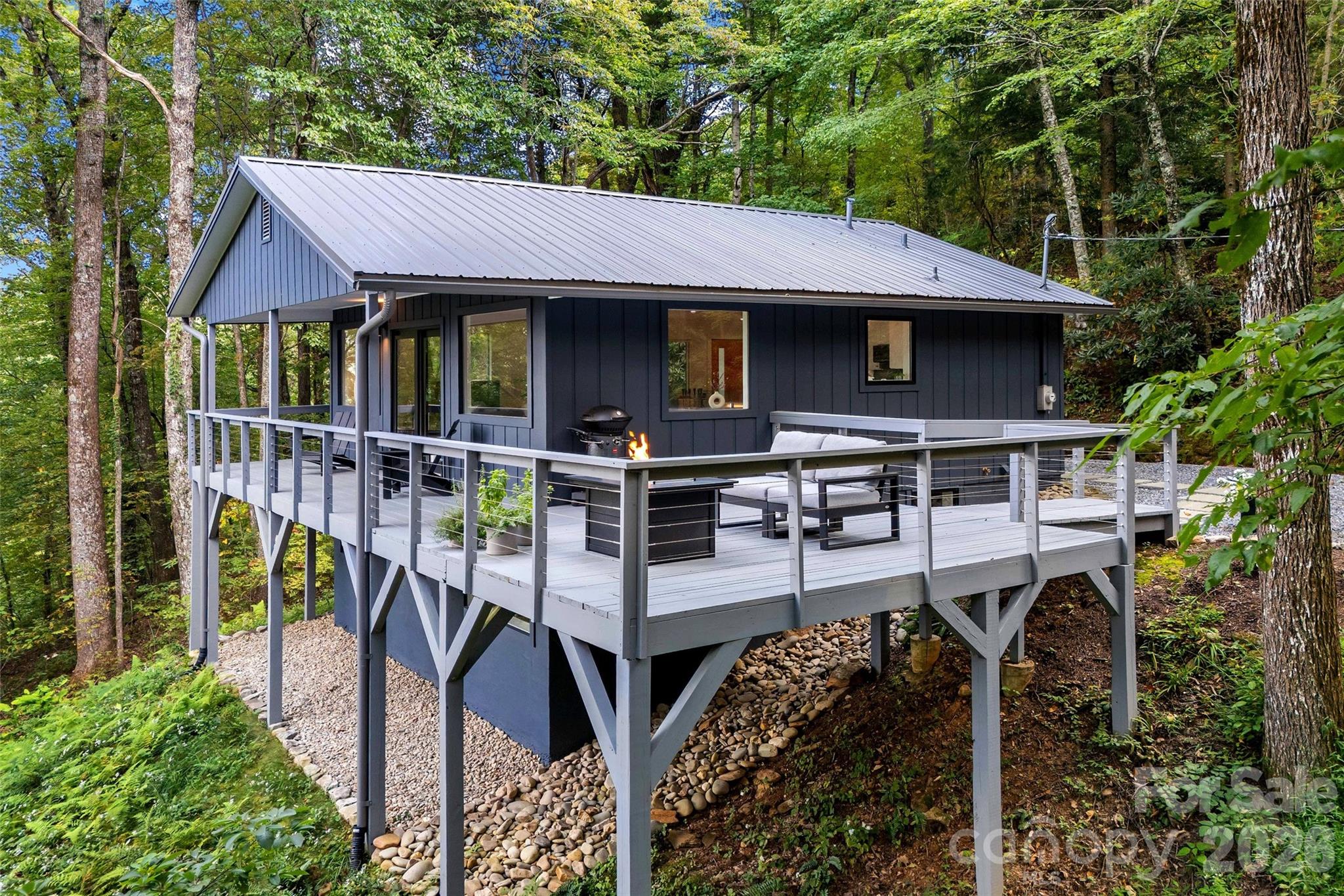 68 Lakey Gap Heights — Black Mountain