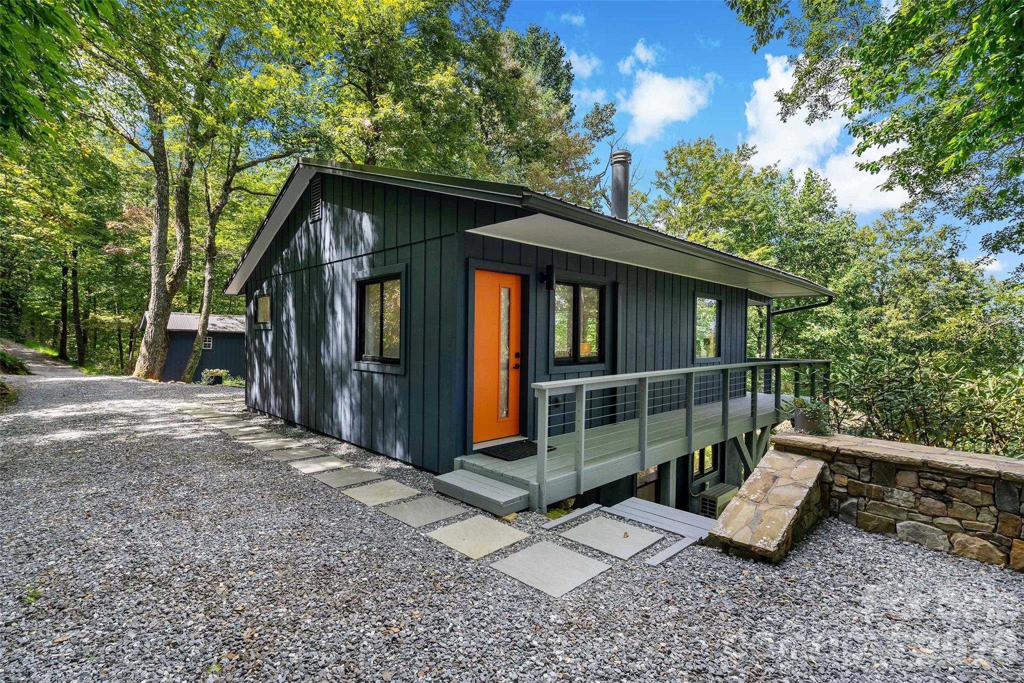 68 Lakey Gap Heights — Black Mountain
