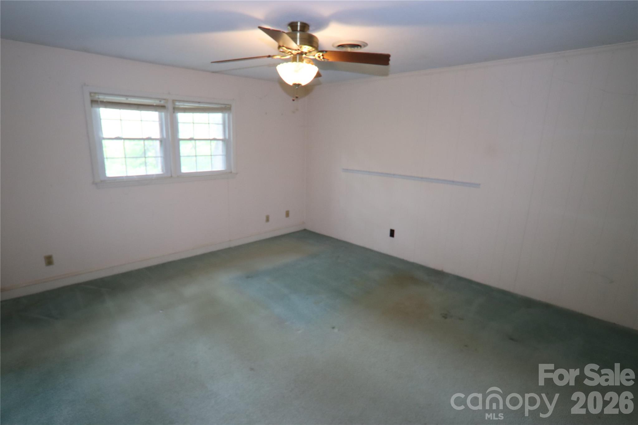 607 Willow Lane — Harrisburg