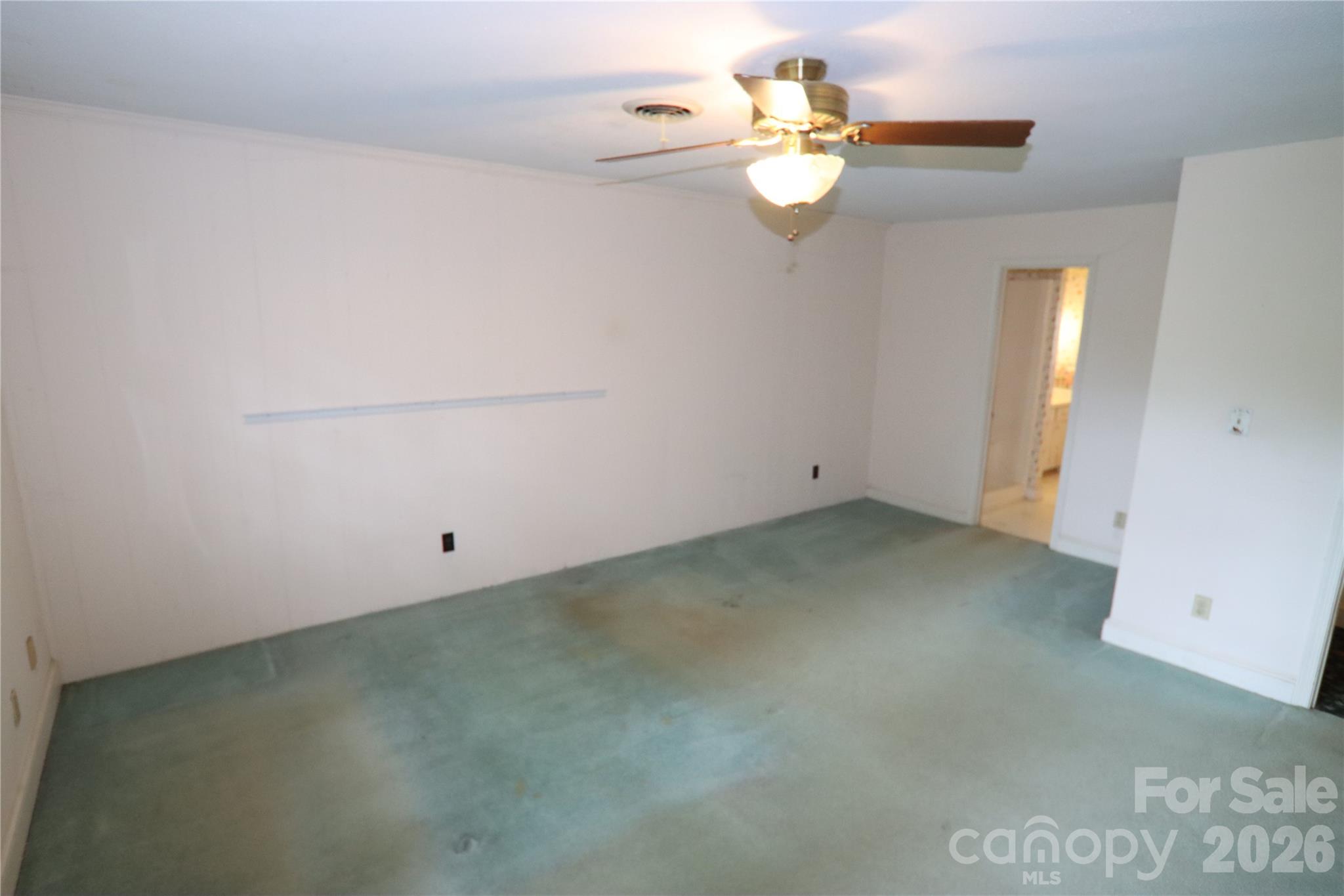 607 Willow Lane — Harrisburg