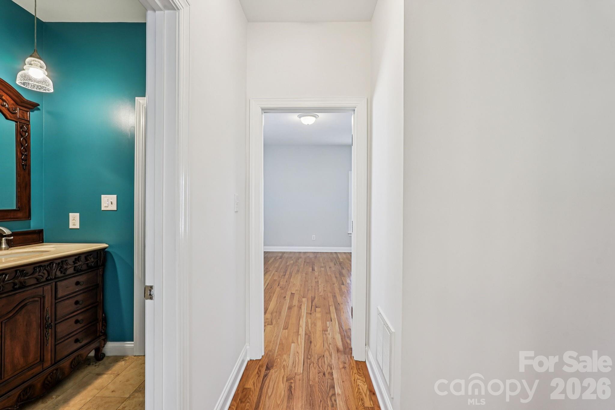 8348 Rocky River Road — Harrisburg
