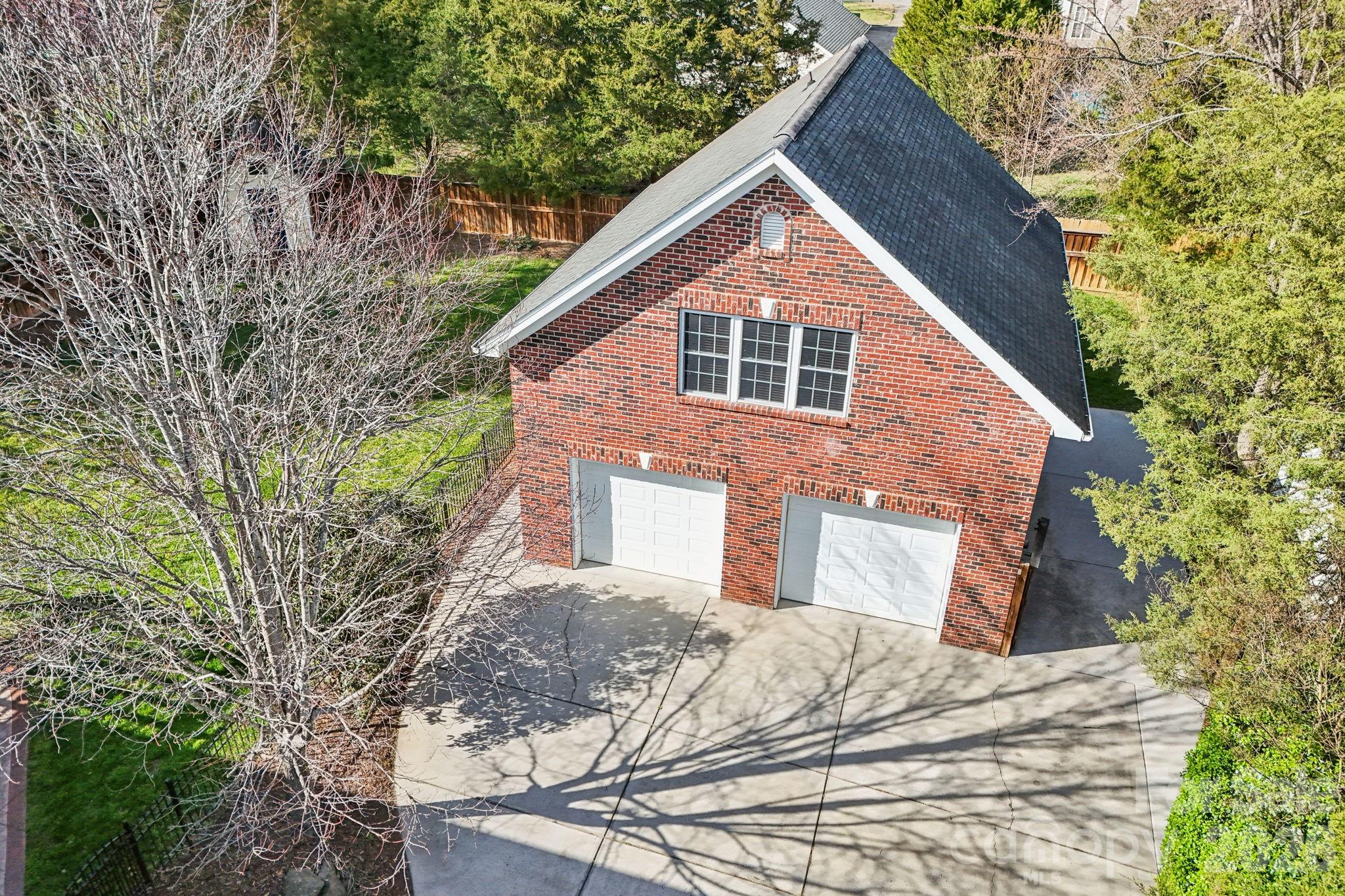 8348 Rocky River Road — Harrisburg
