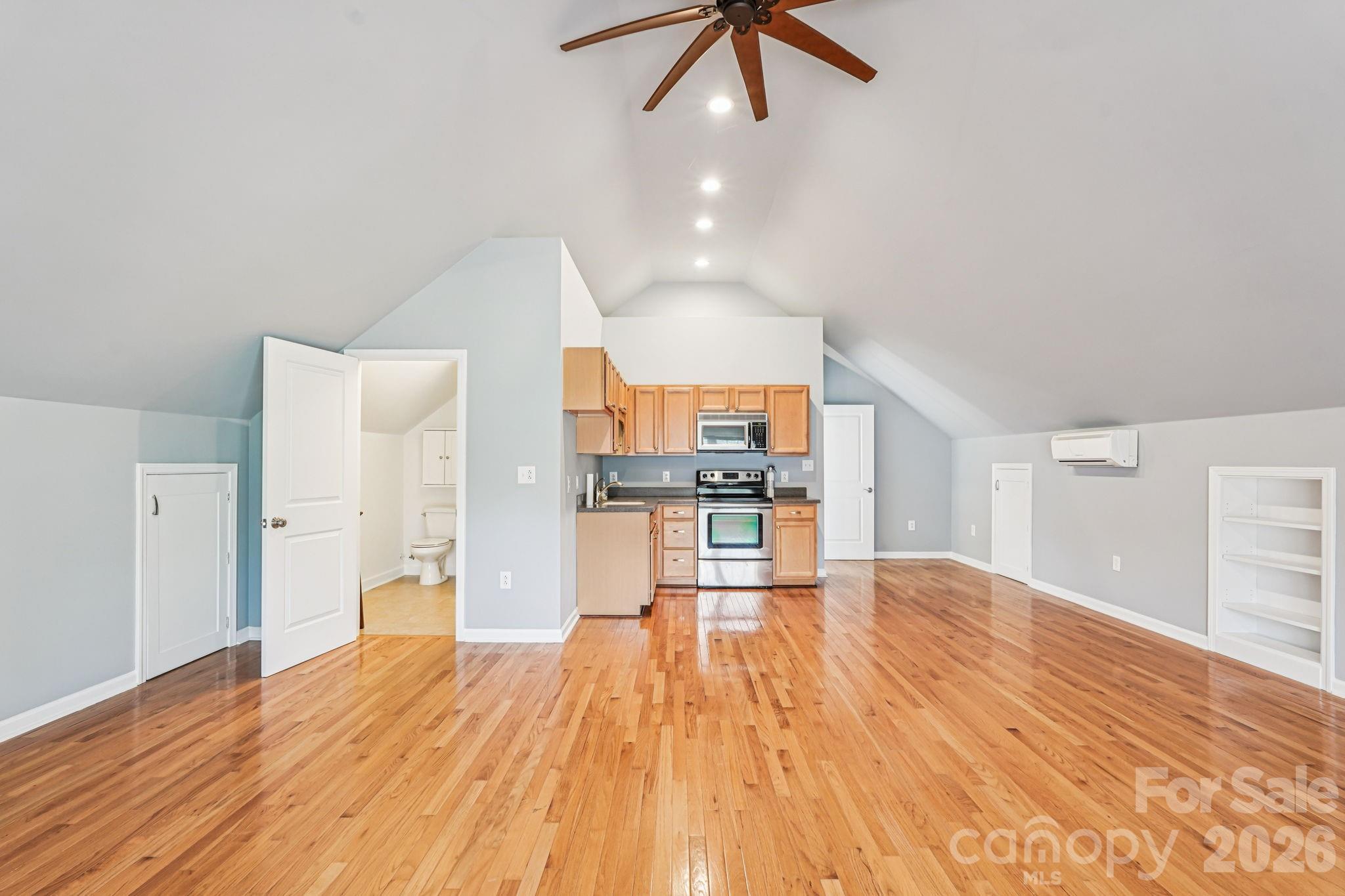8348 Rocky River Road — Harrisburg