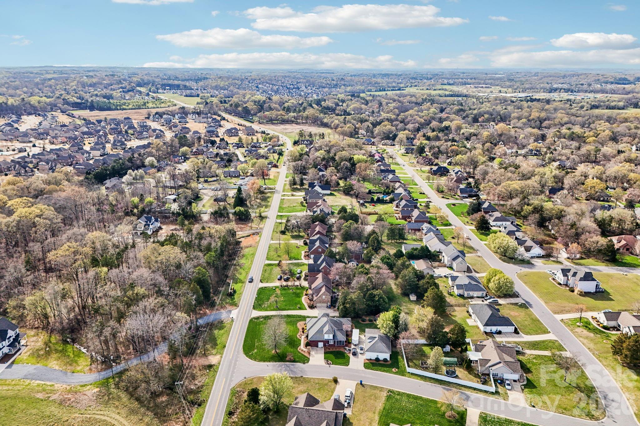 8348 Rocky River Road — Harrisburg
