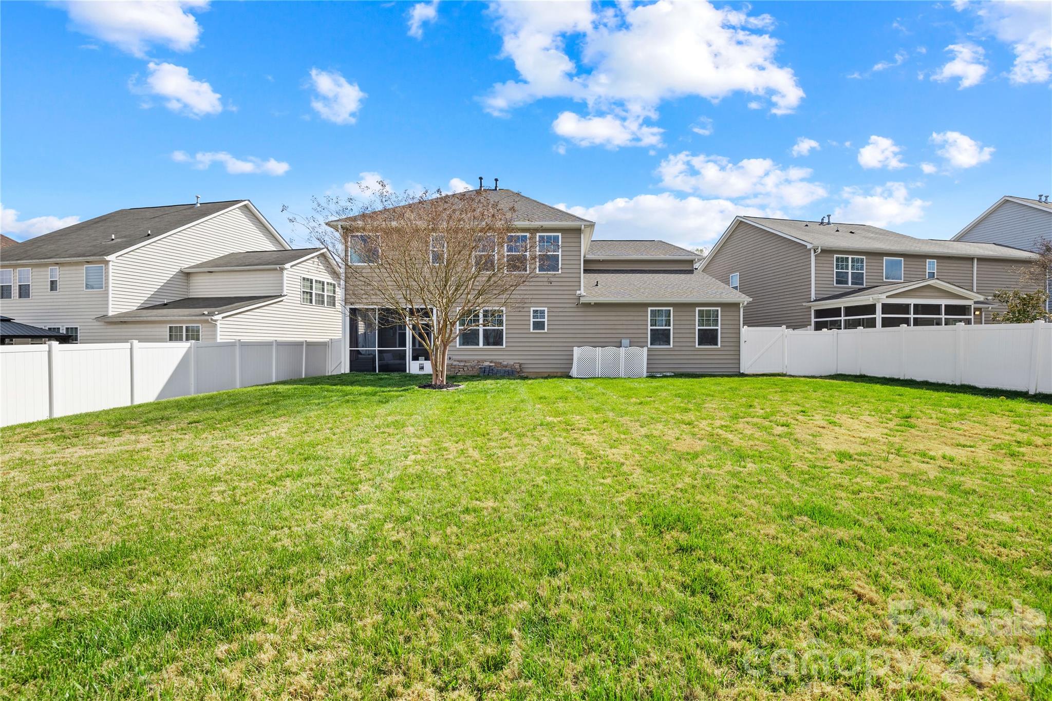 12519 Surreykirt Lane — Huntersville