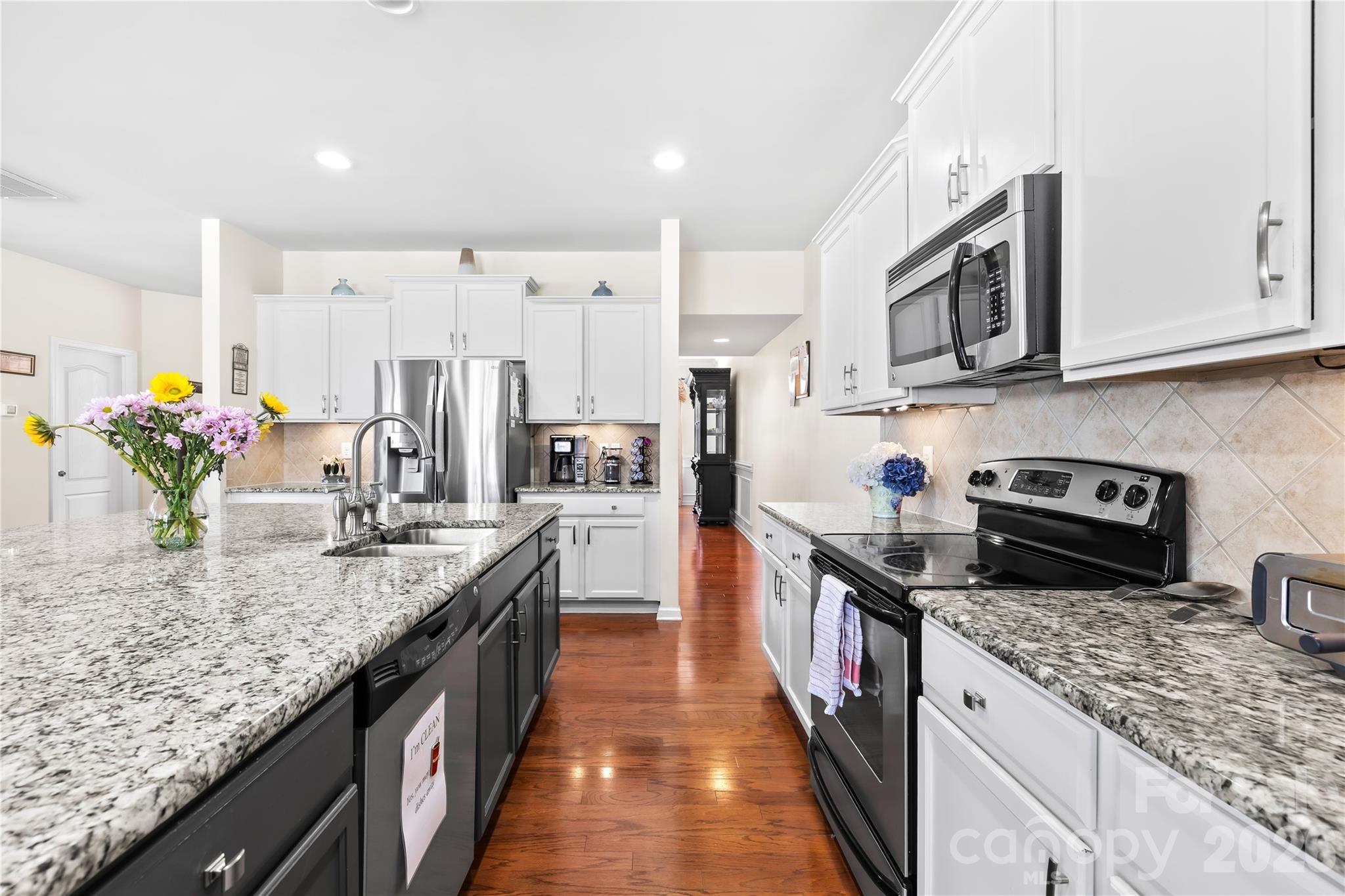 12519 Surreykirt Lane — Huntersville