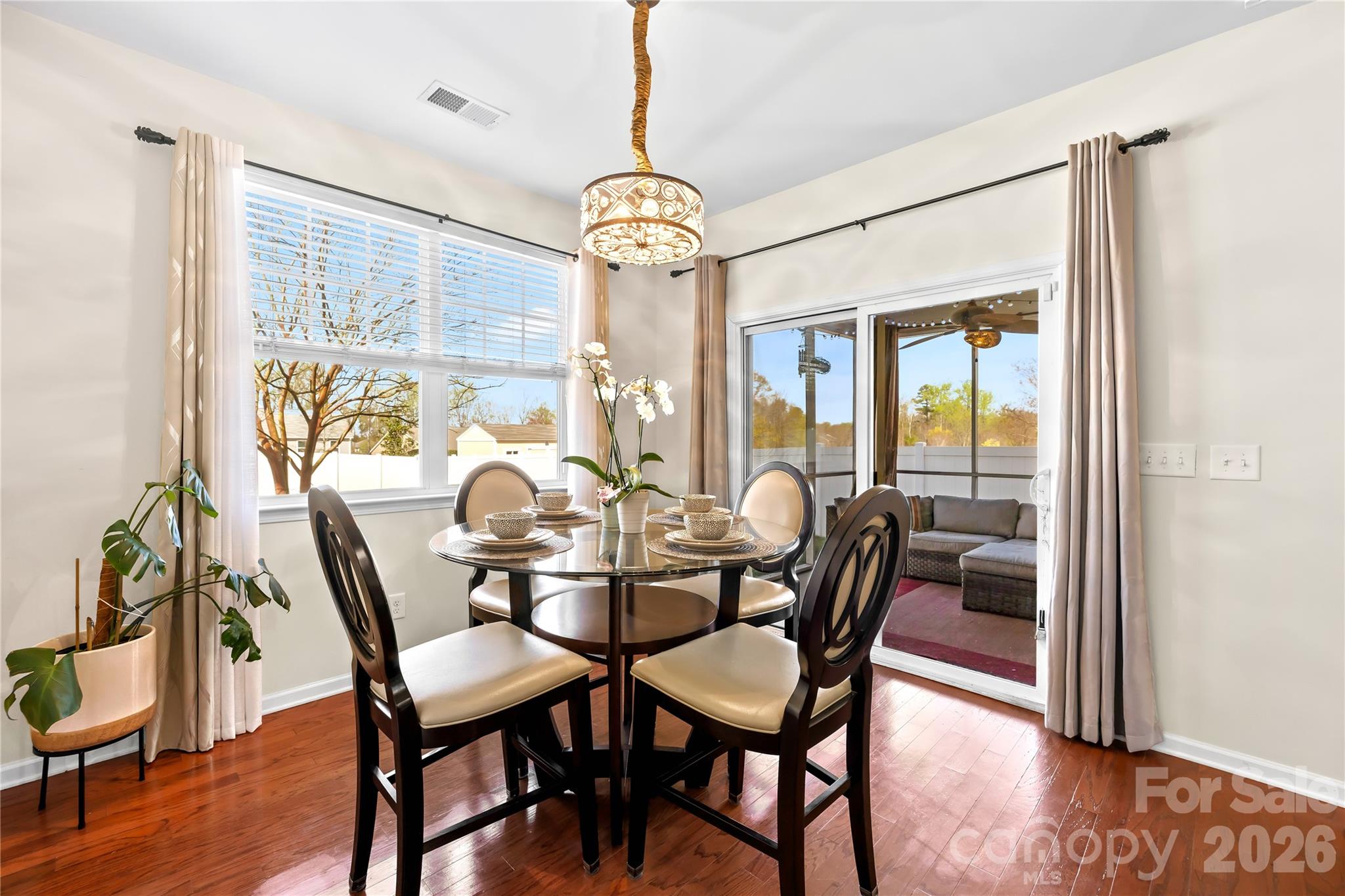 12519 Surreykirt Lane — Huntersville