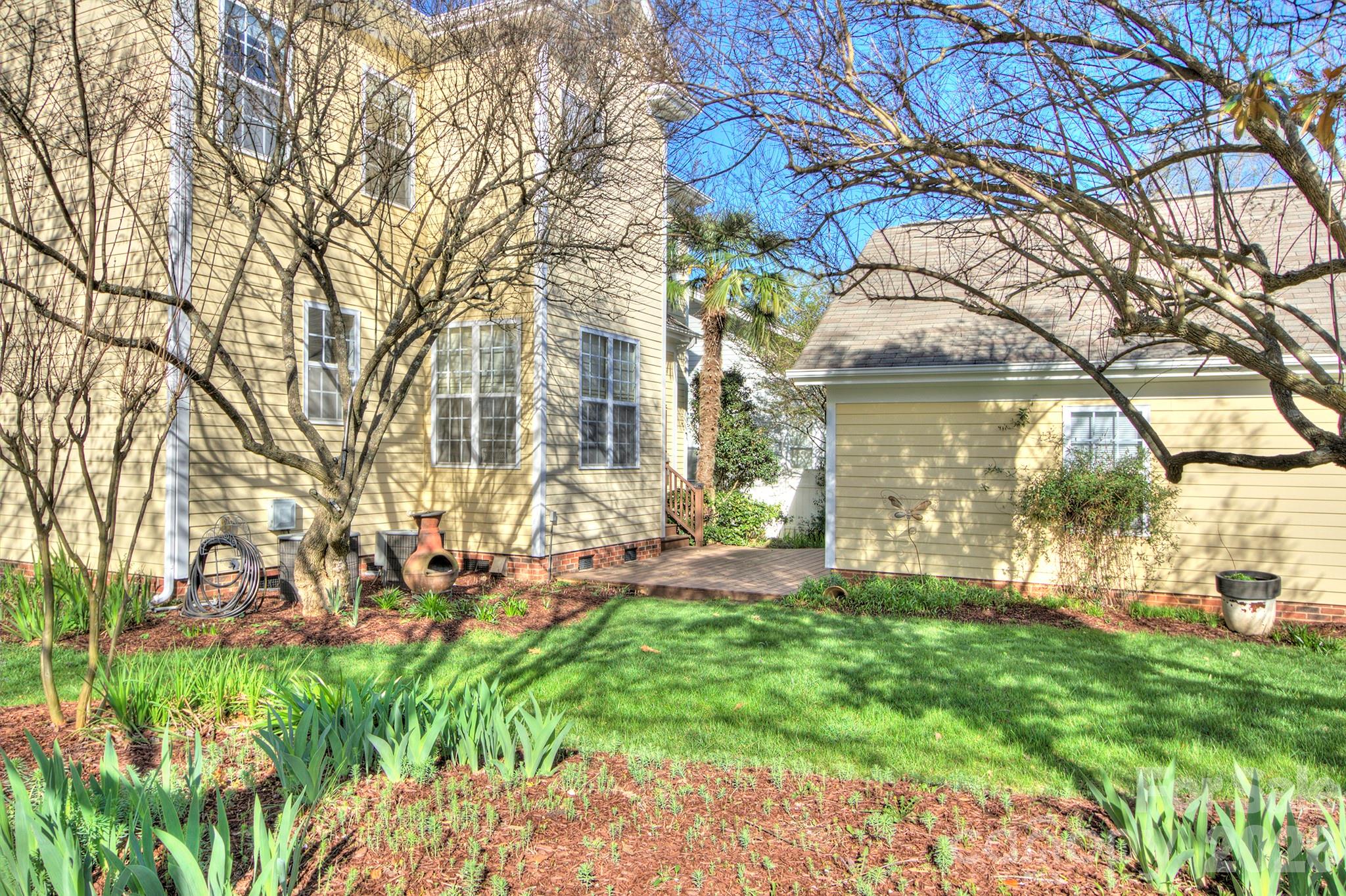 15324 Barnsbury Drive — Huntersville