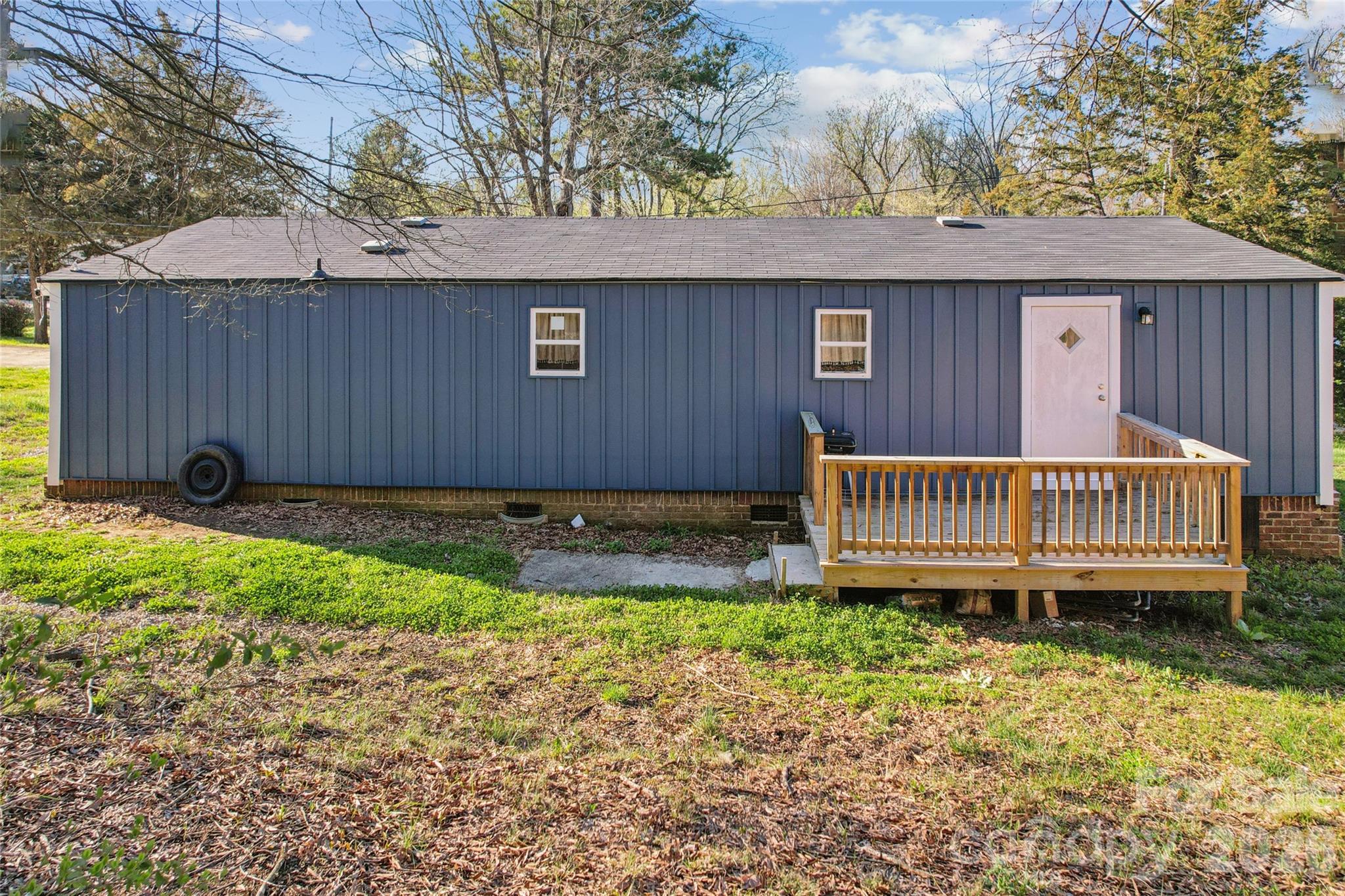 286 Epworth Street NW — Concord