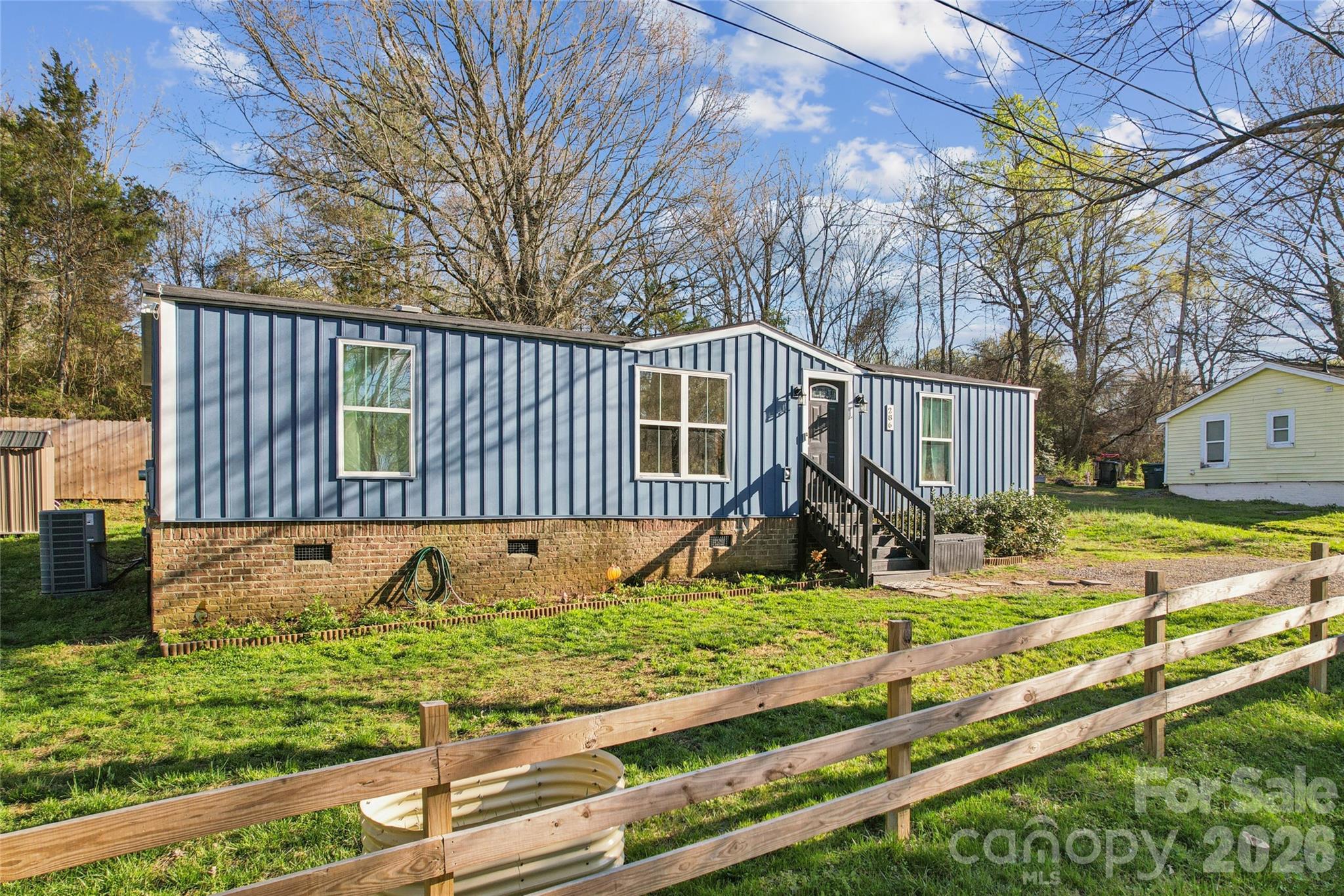 286 Epworth Street NW — Concord