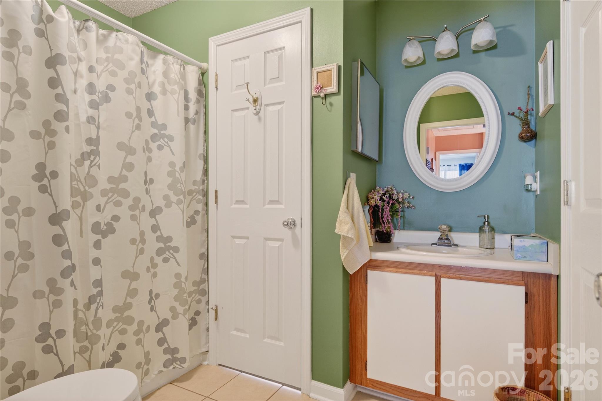 111 Foxglove Drive — Mooresville