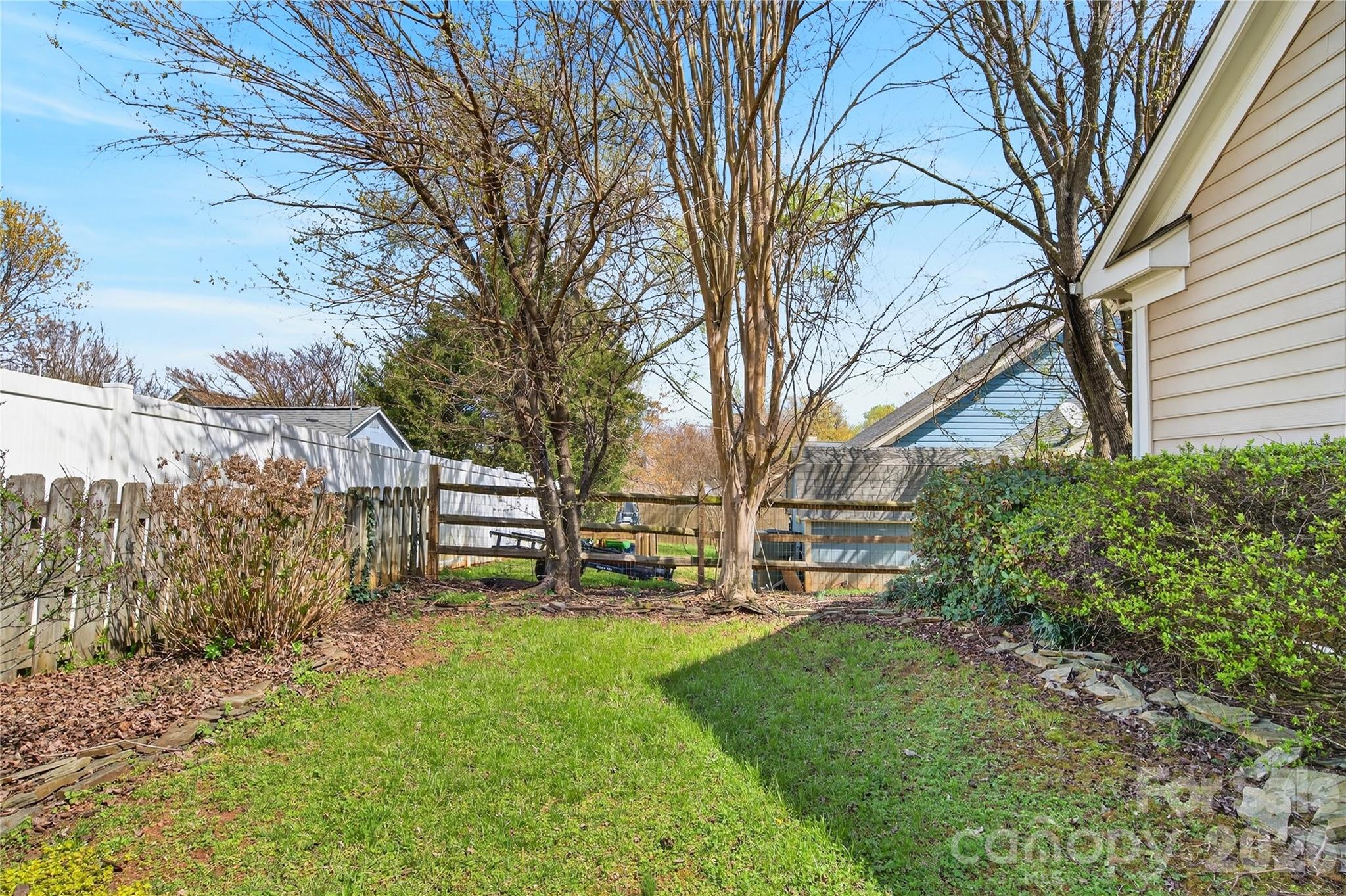 111 Foxglove Drive — Mooresville