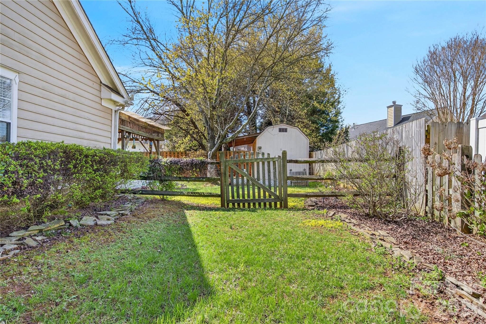 111 Foxglove Drive — Mooresville
