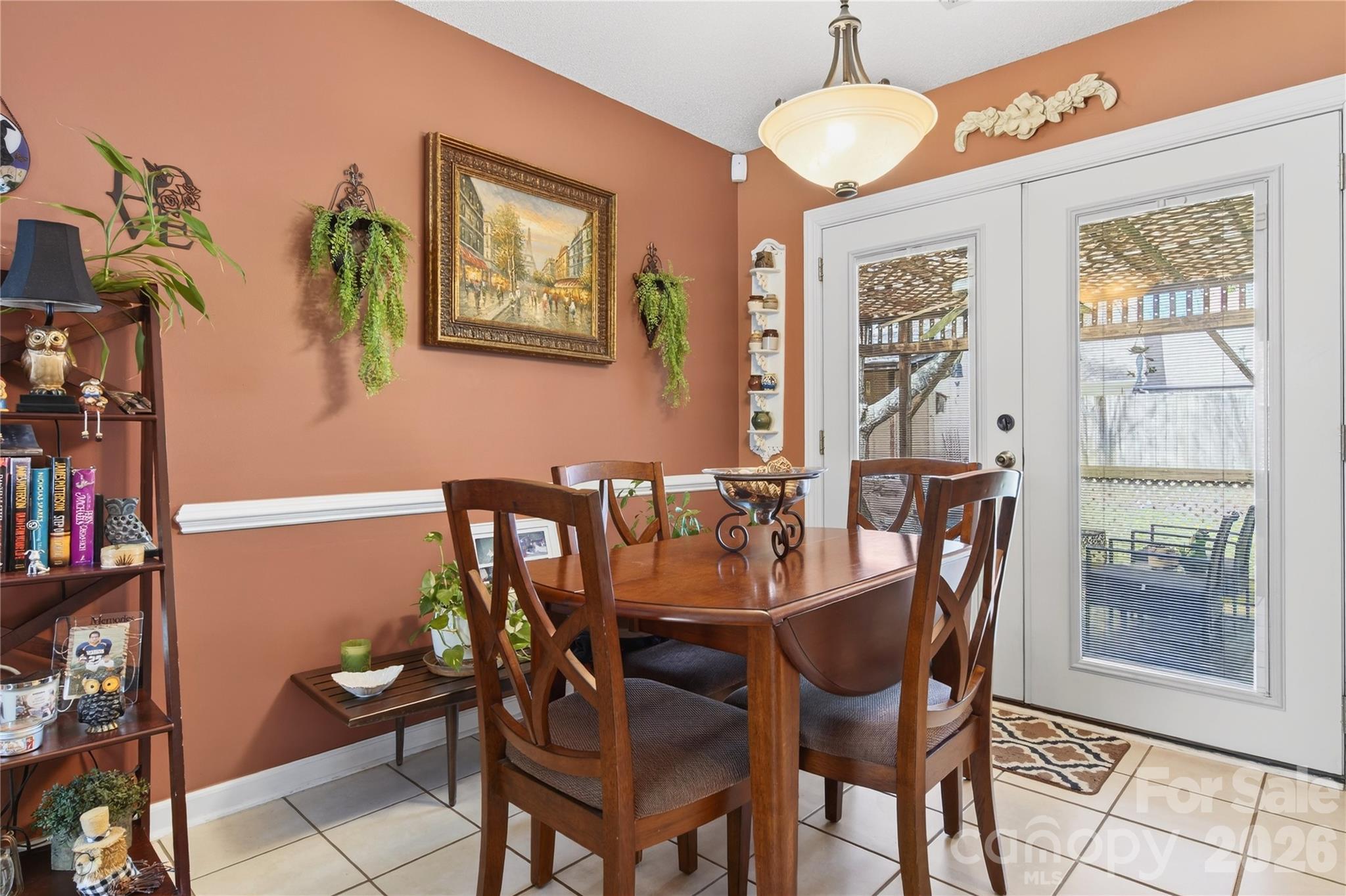 111 Foxglove Drive — Mooresville