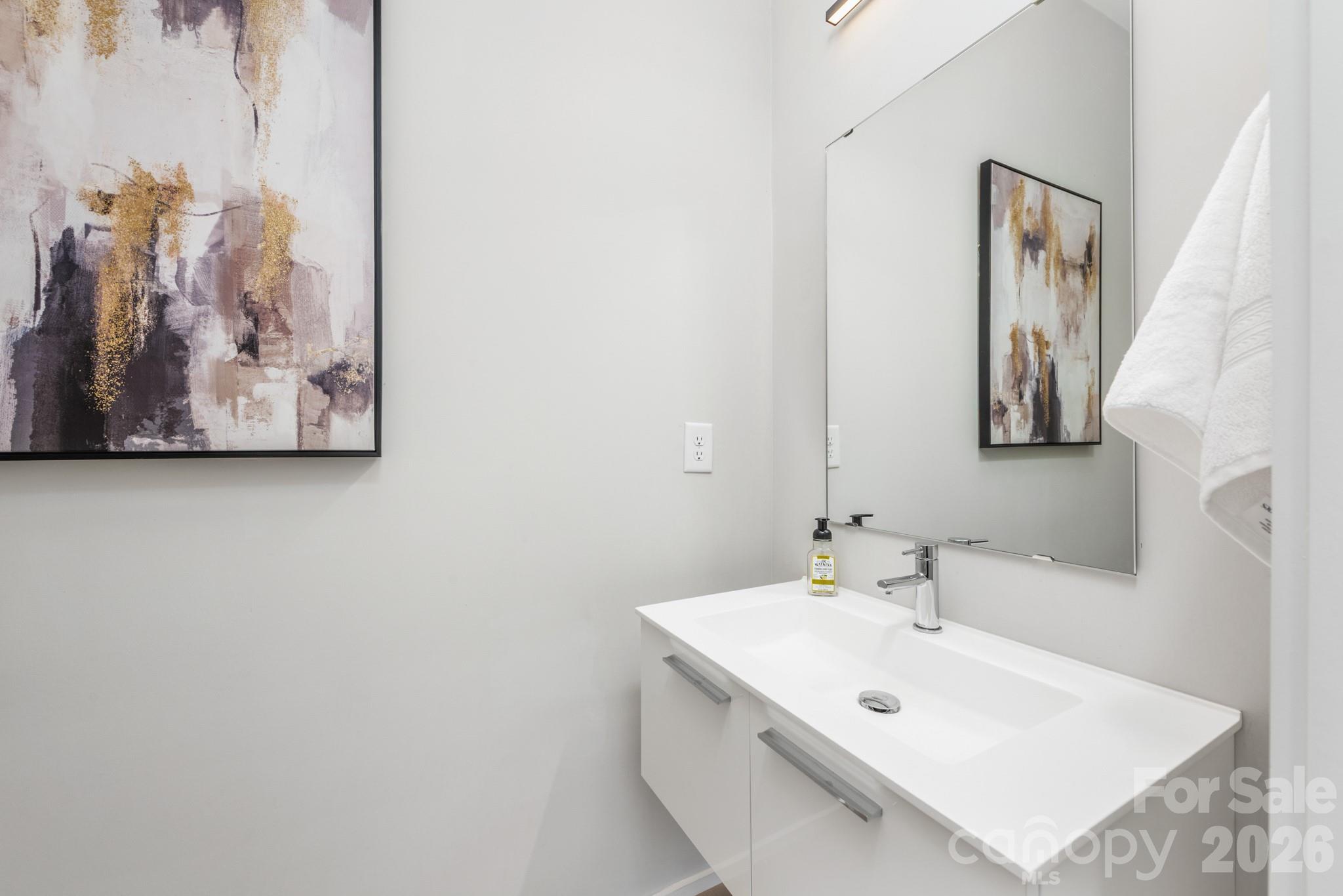 3108 Kirkland Avenue — Charlotte