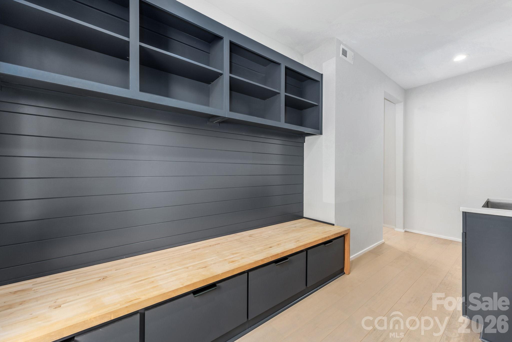 3108 Kirkland Avenue — Charlotte