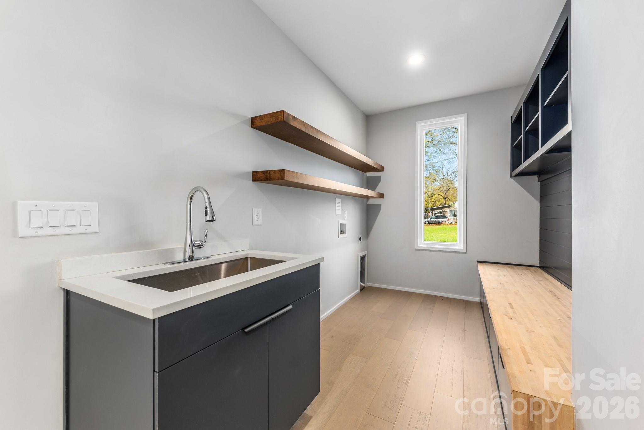 3108 Kirkland Avenue — Charlotte