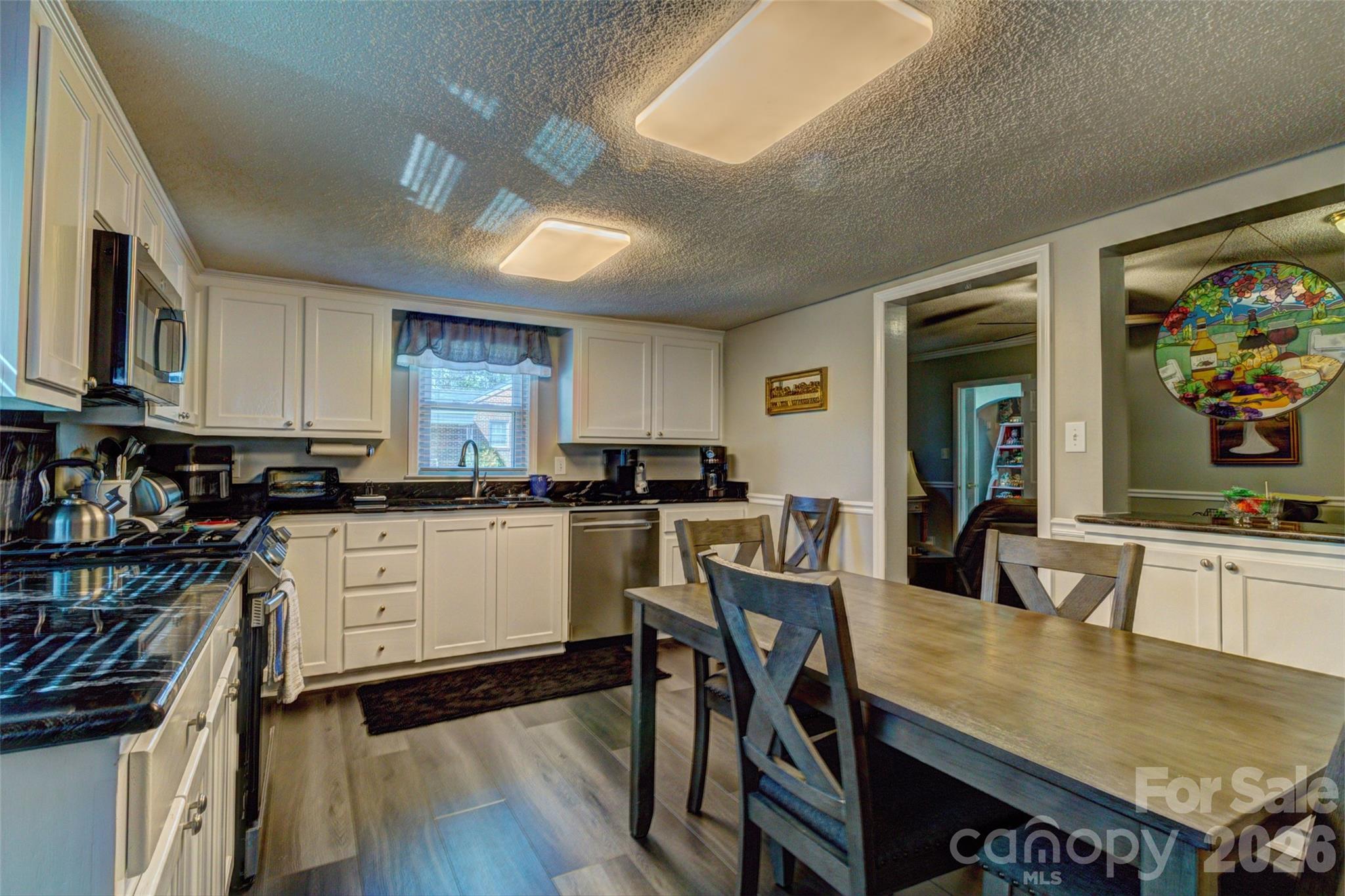 328 S Pink Street — Cherryville