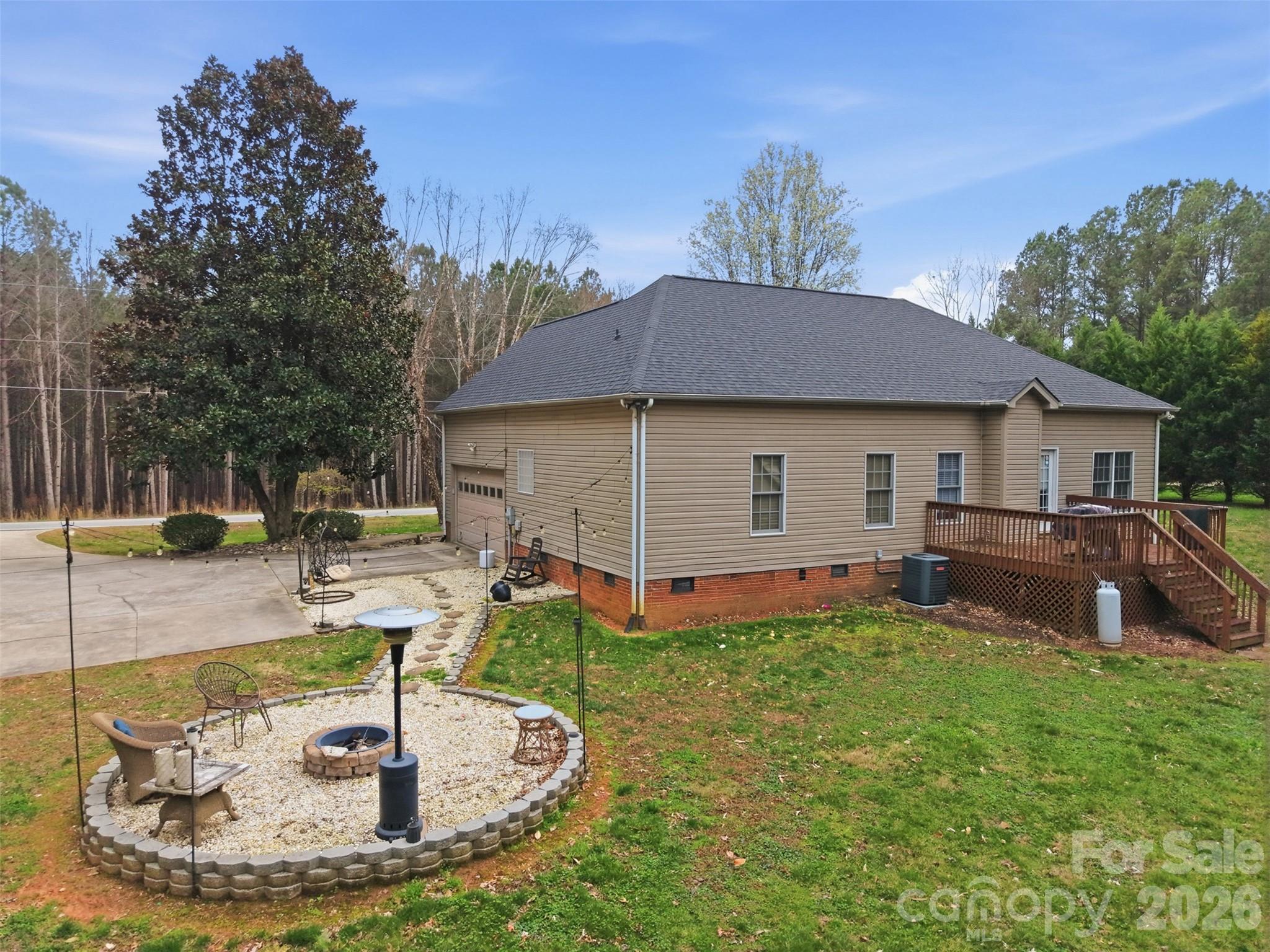 7594 Church Road — Taylorsville