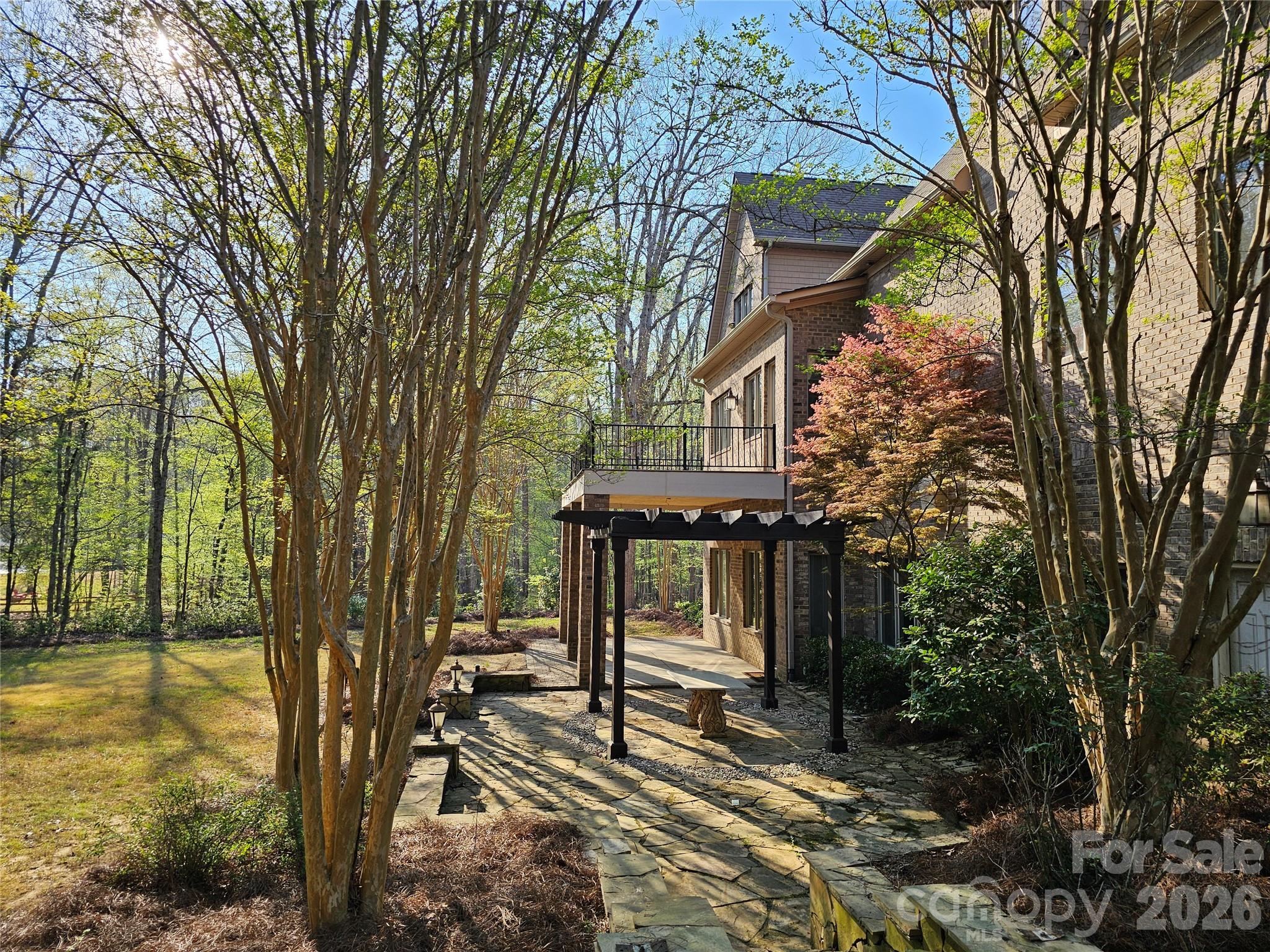 9222 Woodhall Lake Drive — Waxhaw