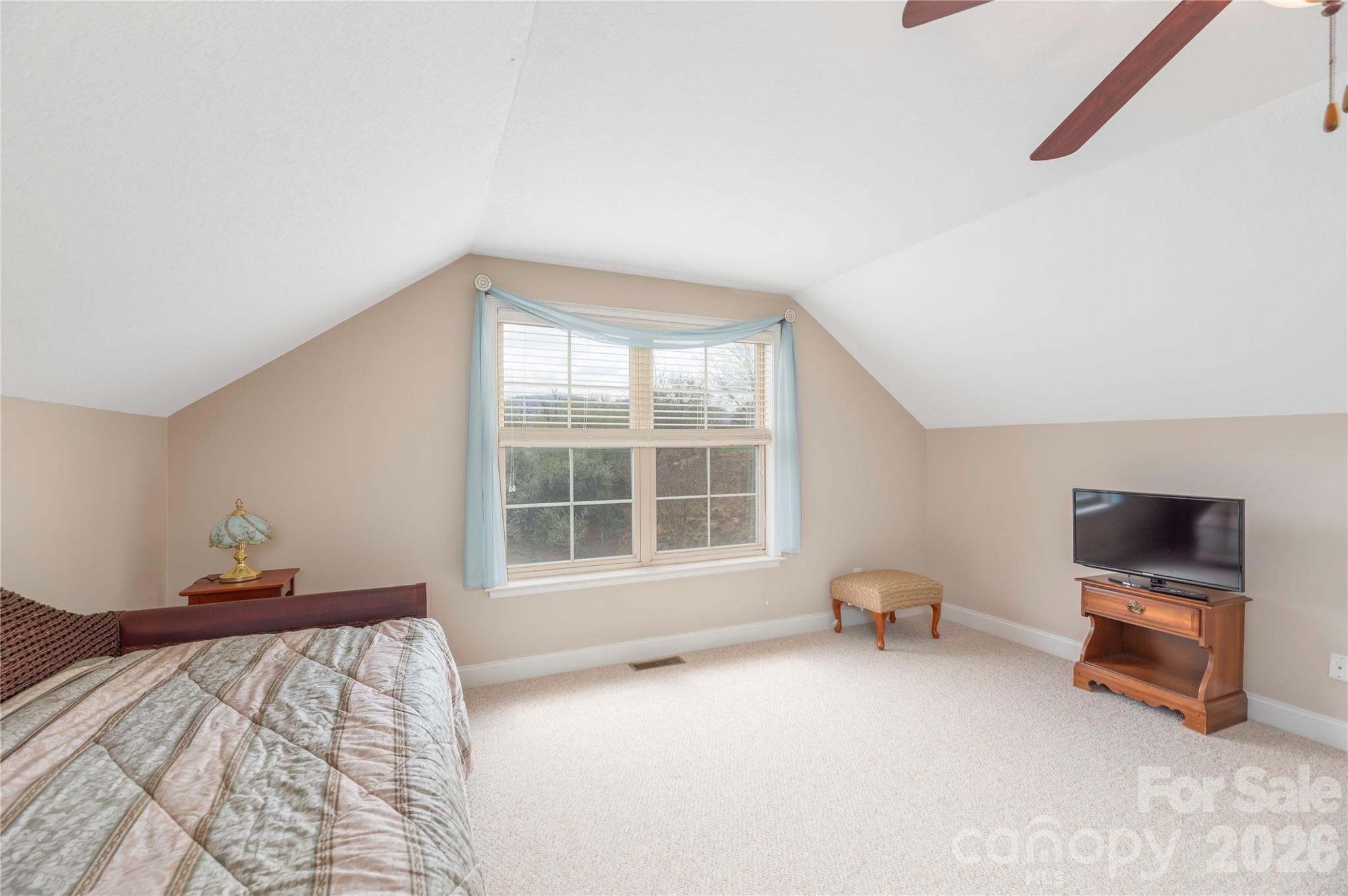 93 Outlook Circle — Swannanoa