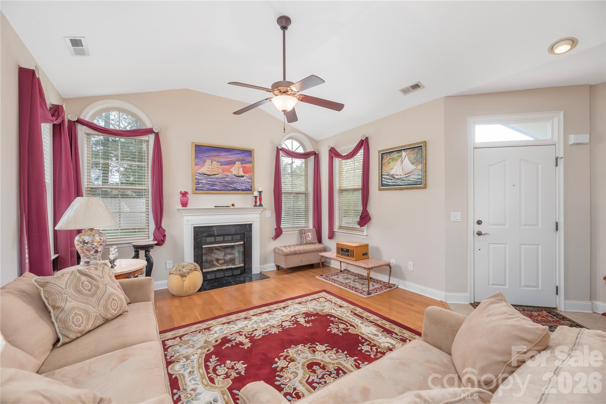 93 Outlook Circle — Swannanoa
