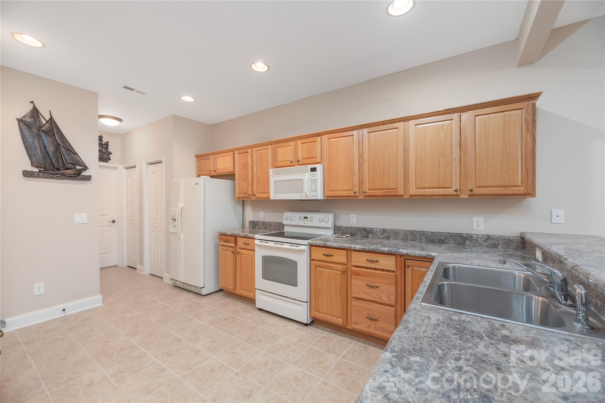 93 Outlook Circle — Swannanoa