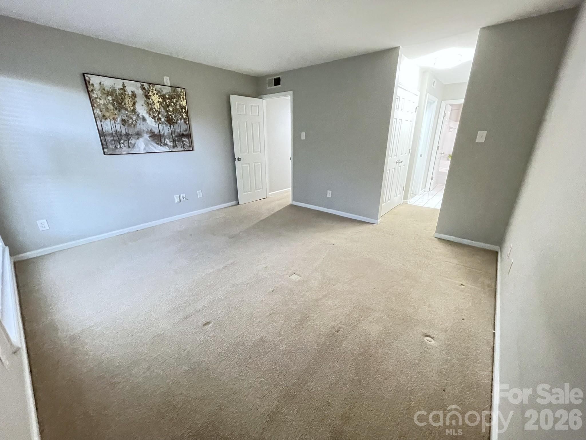 7236 Winery Lane — Charlotte