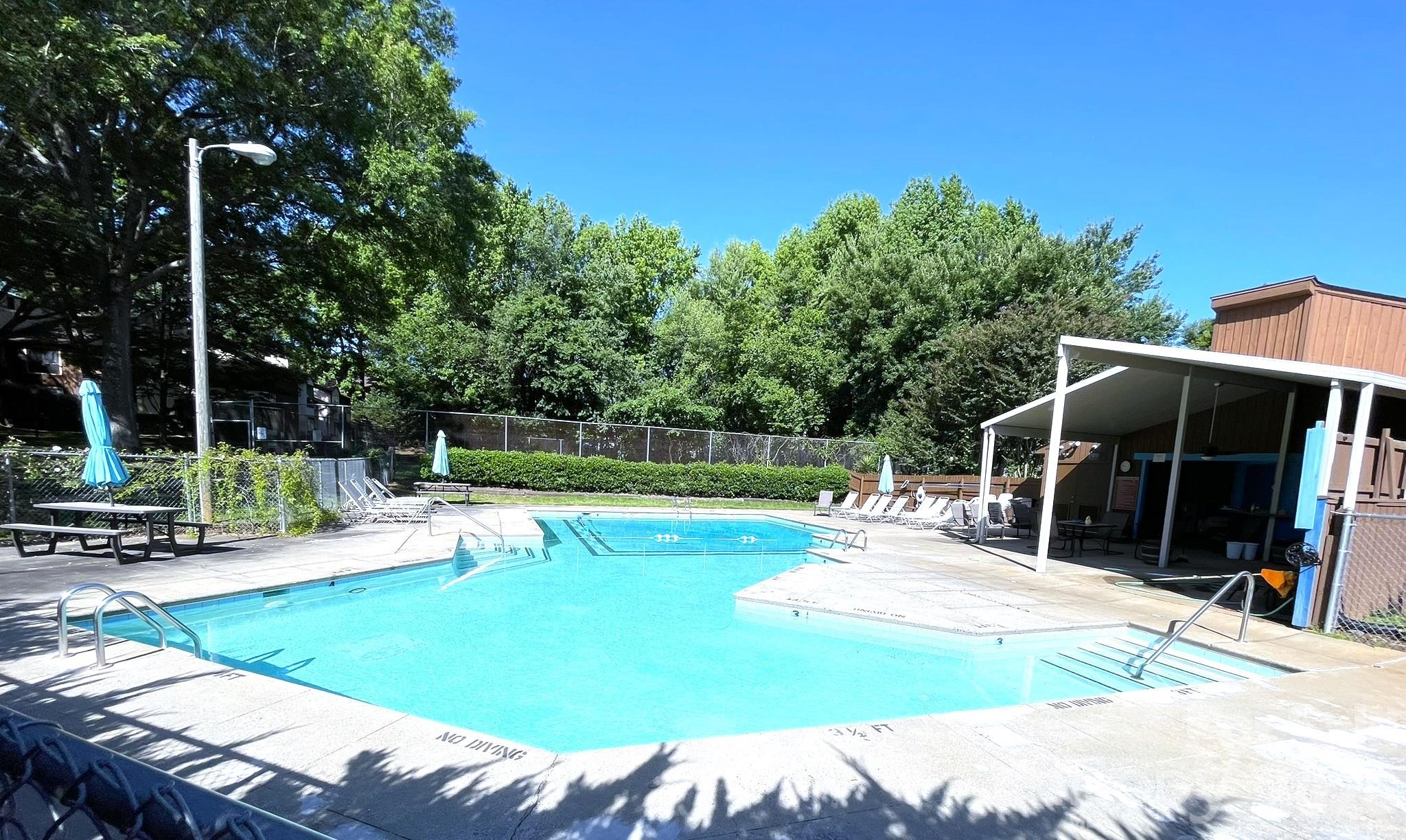 7236 Winery Lane — Charlotte