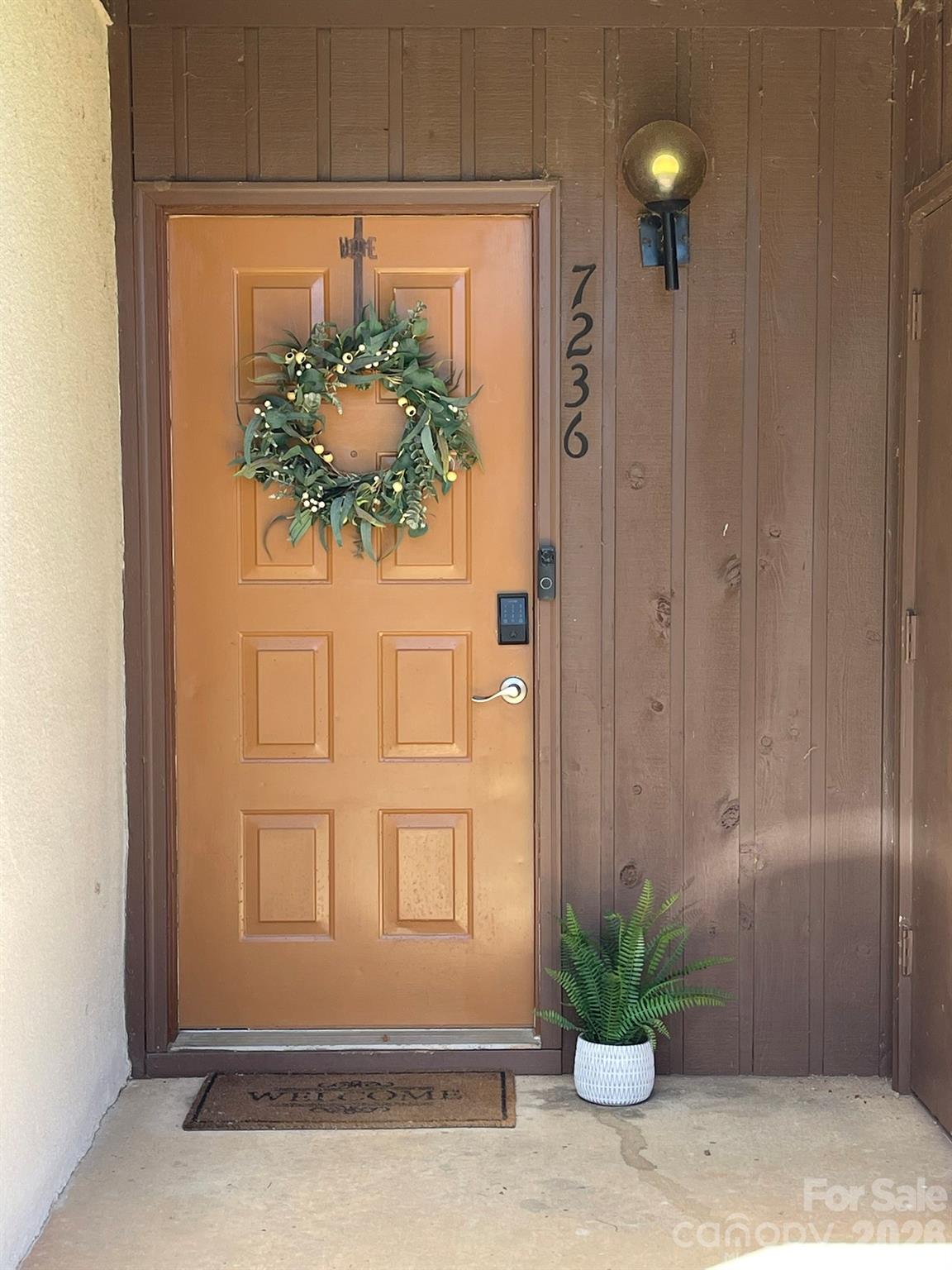 7236 Winery Lane — Charlotte