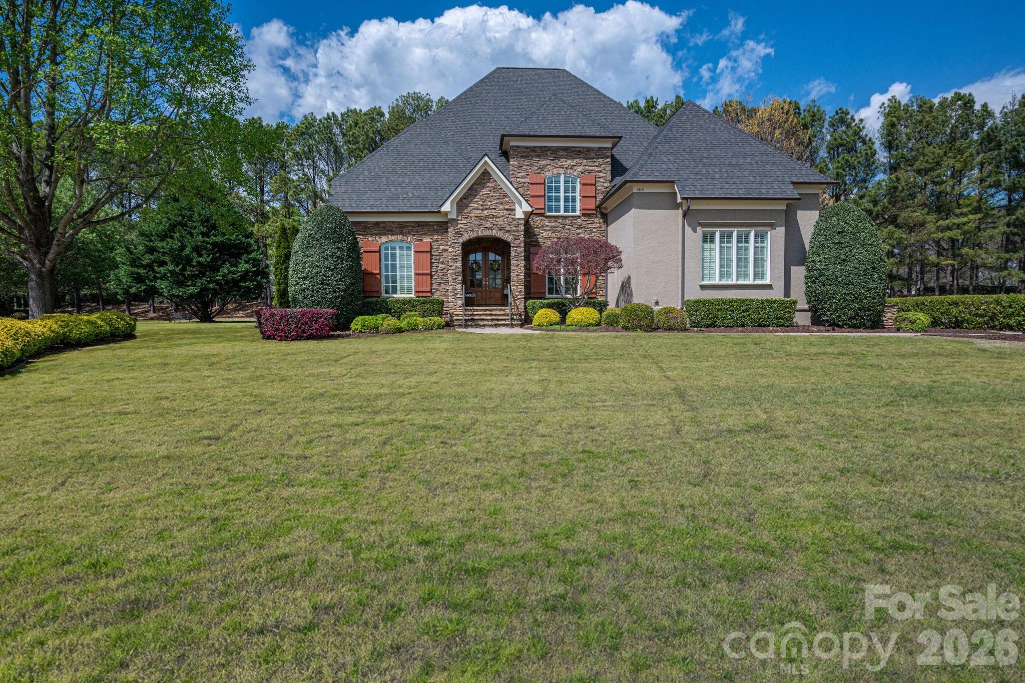 169 Cape Cod Way — Mooresville