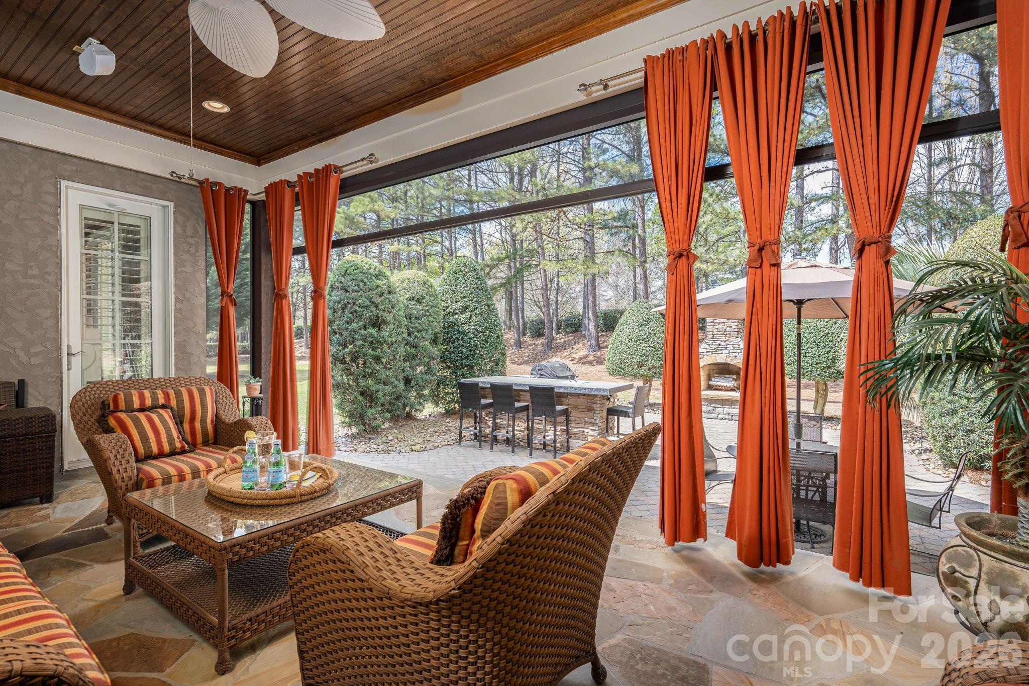 169 Cape Cod Way — Mooresville