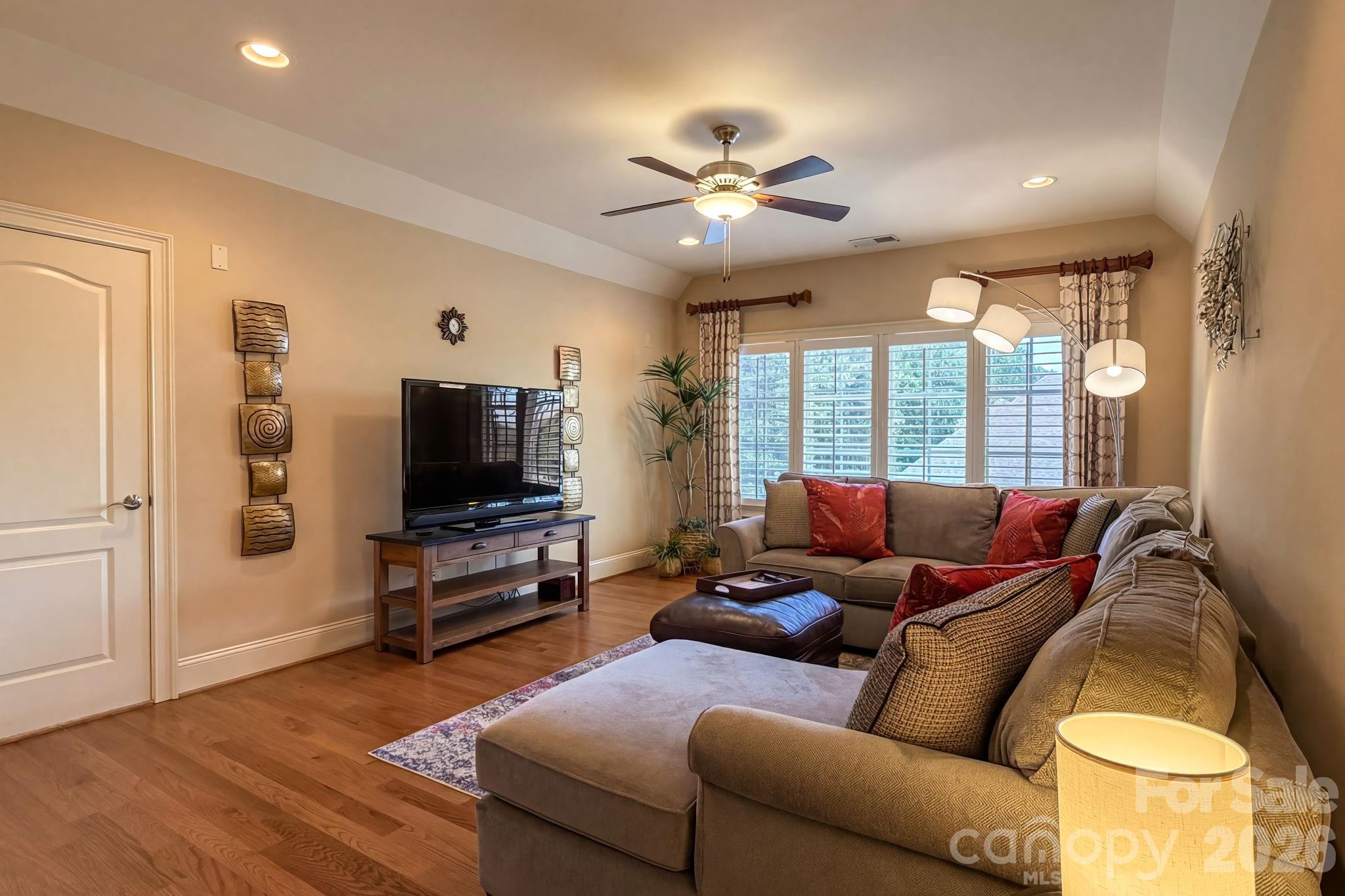 169 Cape Cod Way — Mooresville