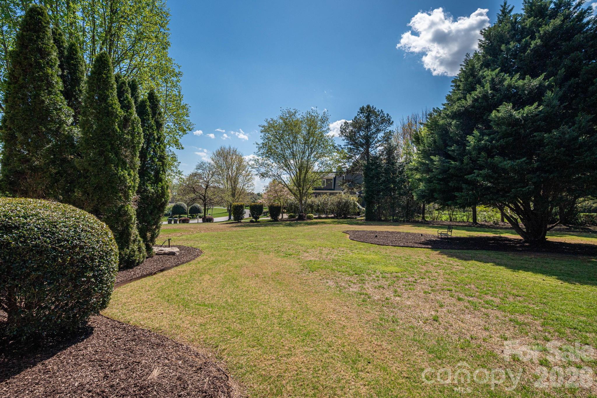 169 Cape Cod Way — Mooresville