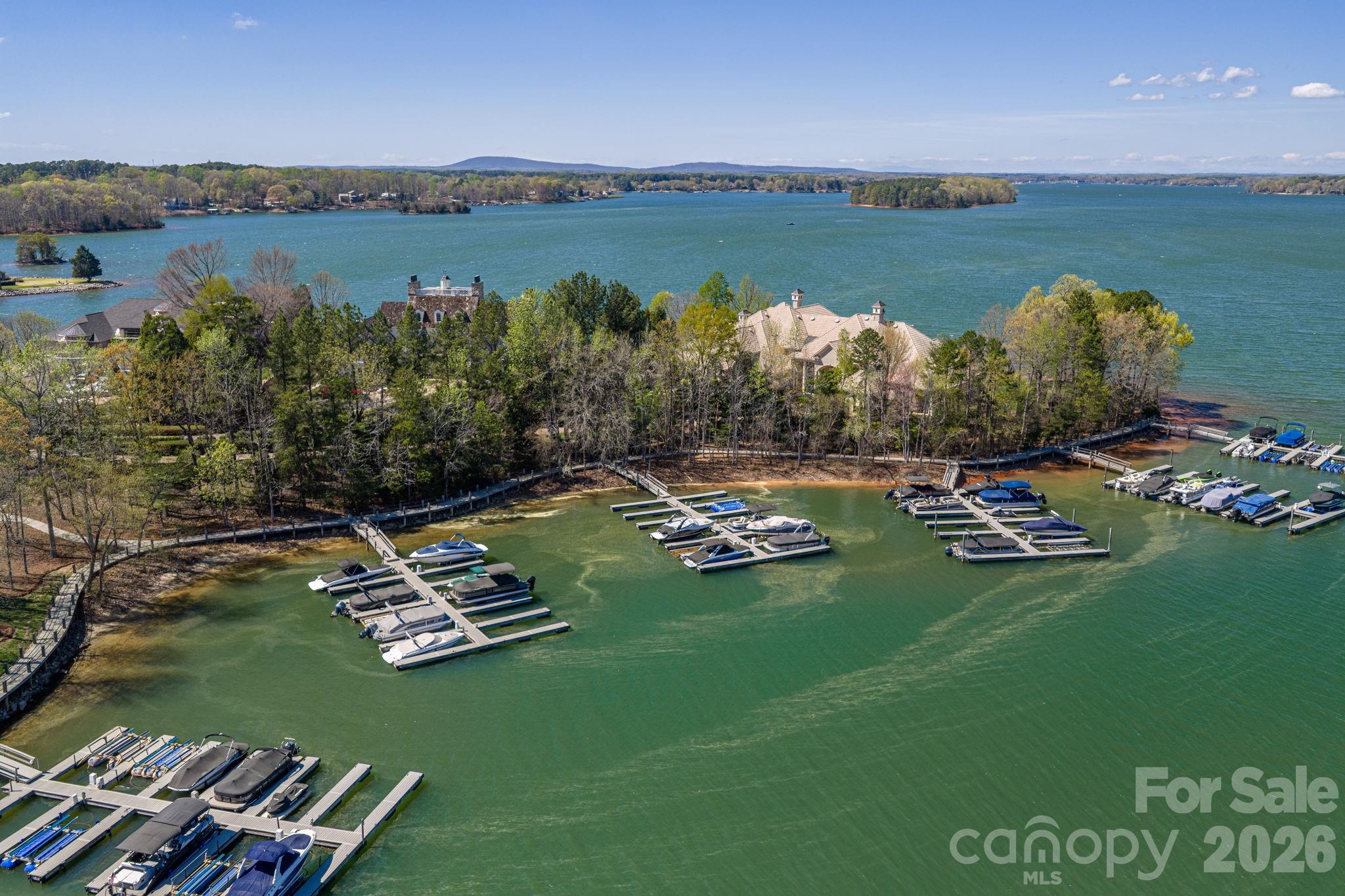 169 Cape Cod Way — Mooresville