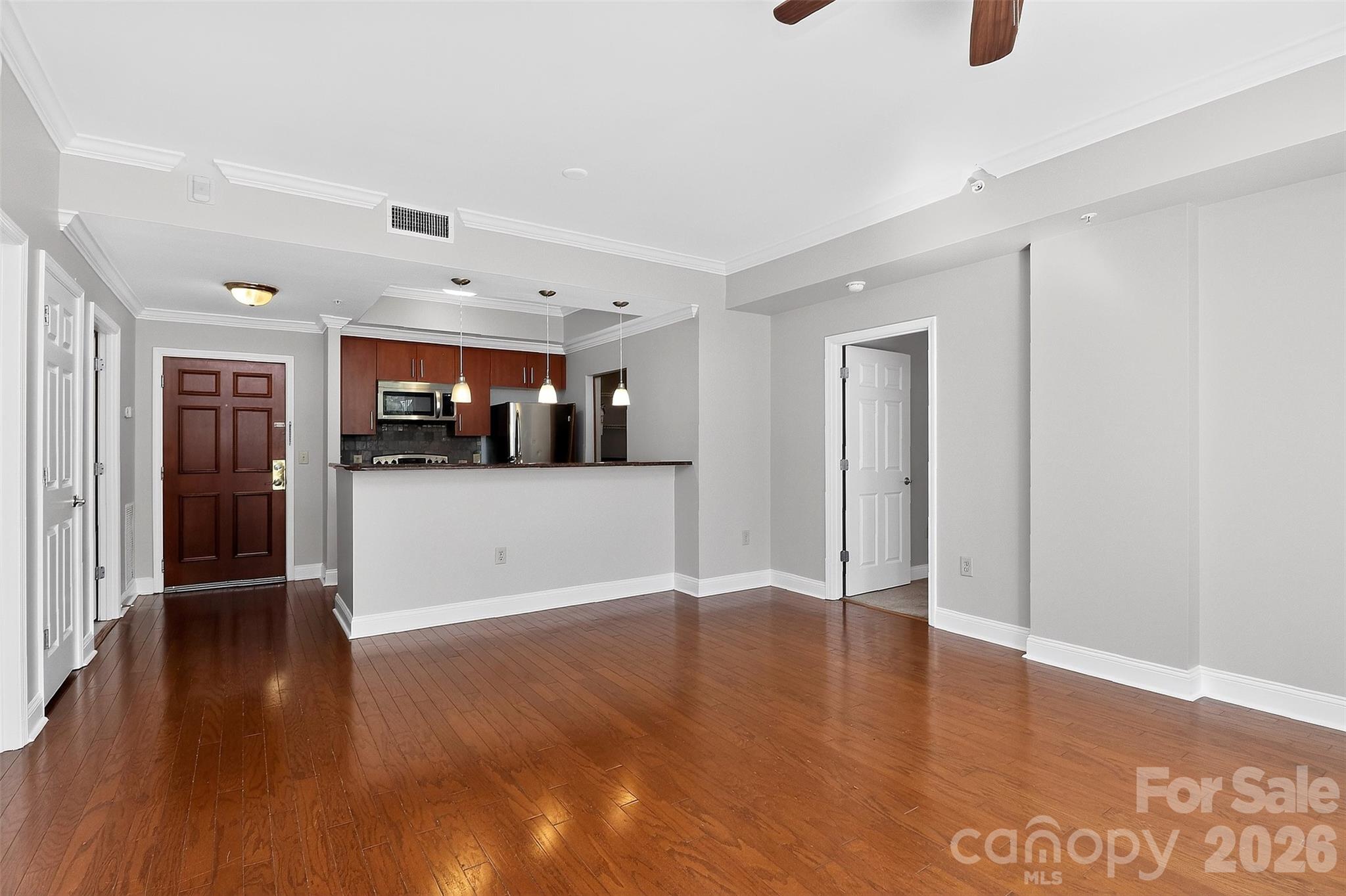 300 W 5th Street W #413 — Charlotte