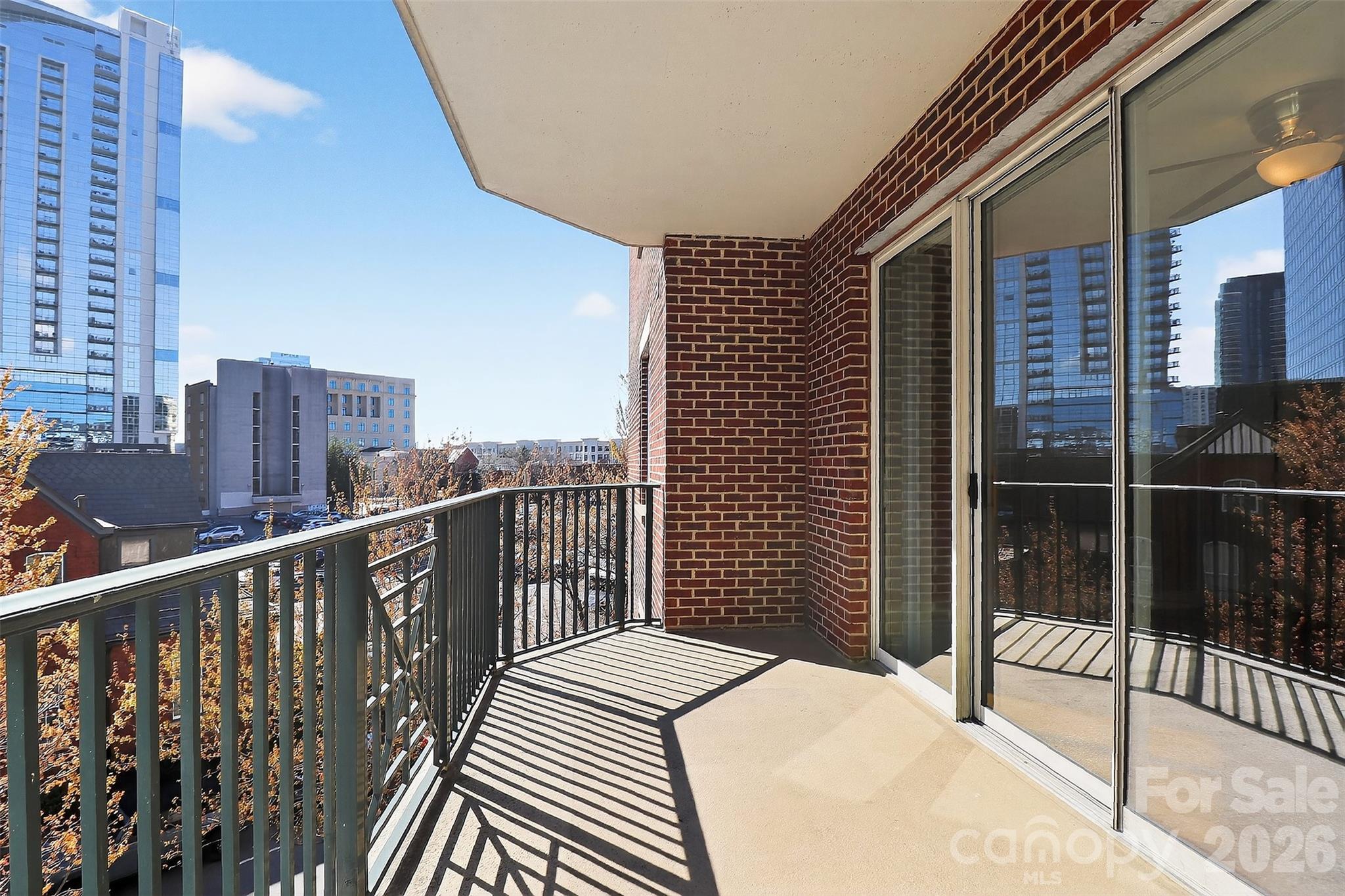 300 W 5th Street W #413 — Charlotte