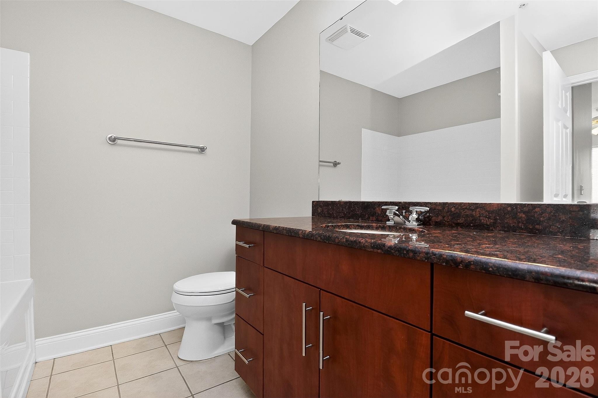 300 W 5th Street W #413 — Charlotte