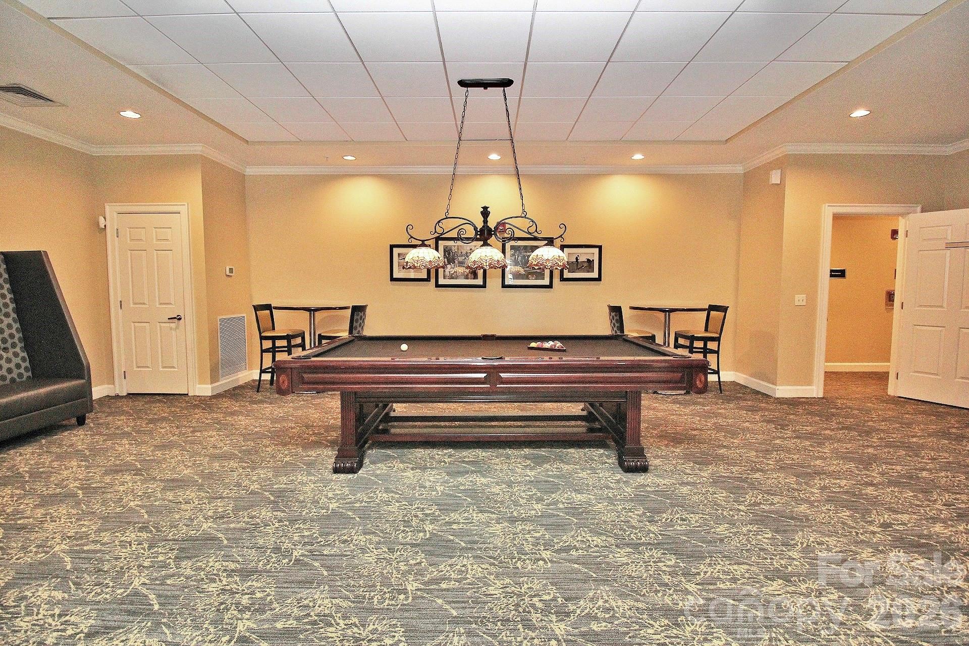 300 W 5th Street W #413 — Charlotte