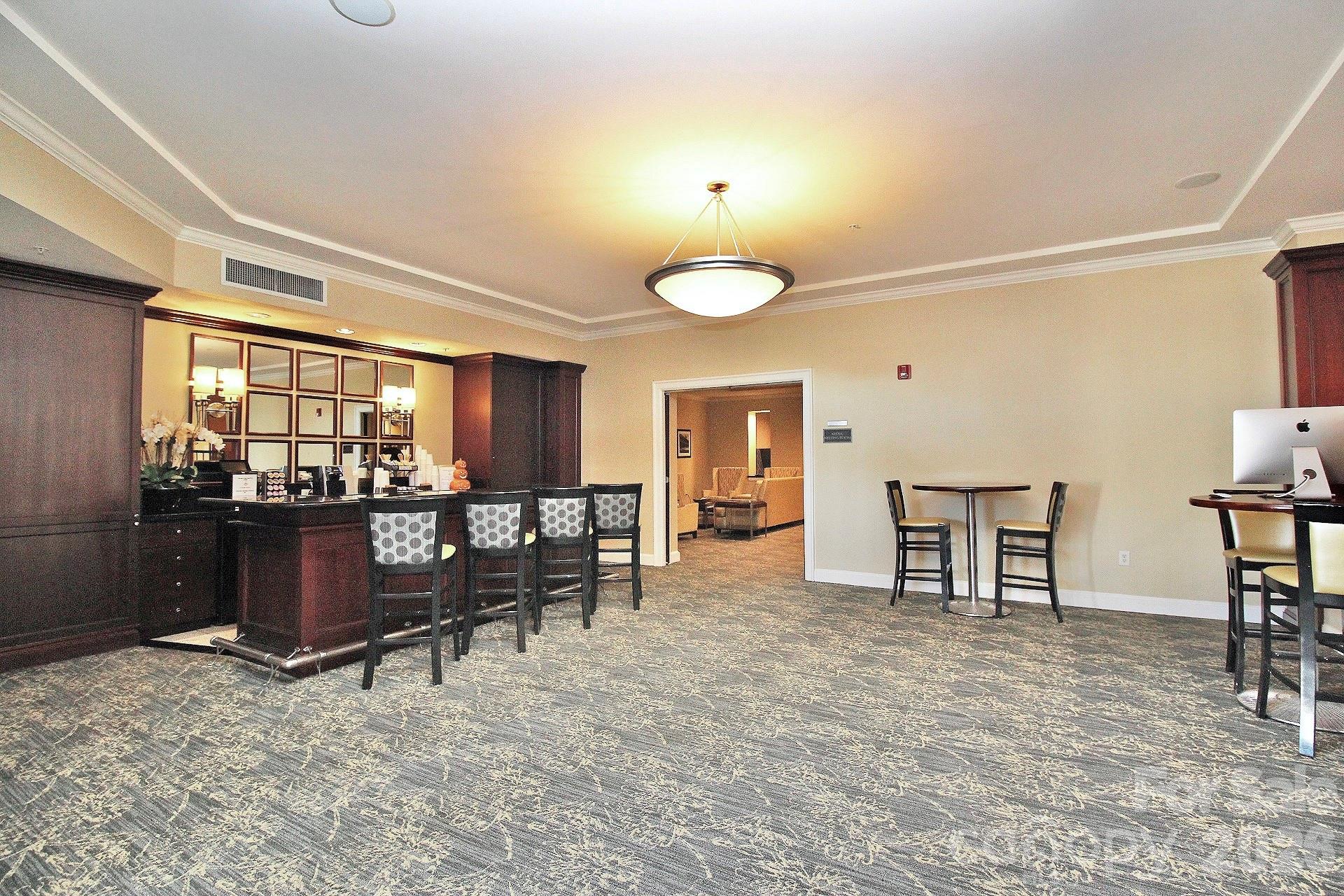 300 W 5th Street W #413 — Charlotte