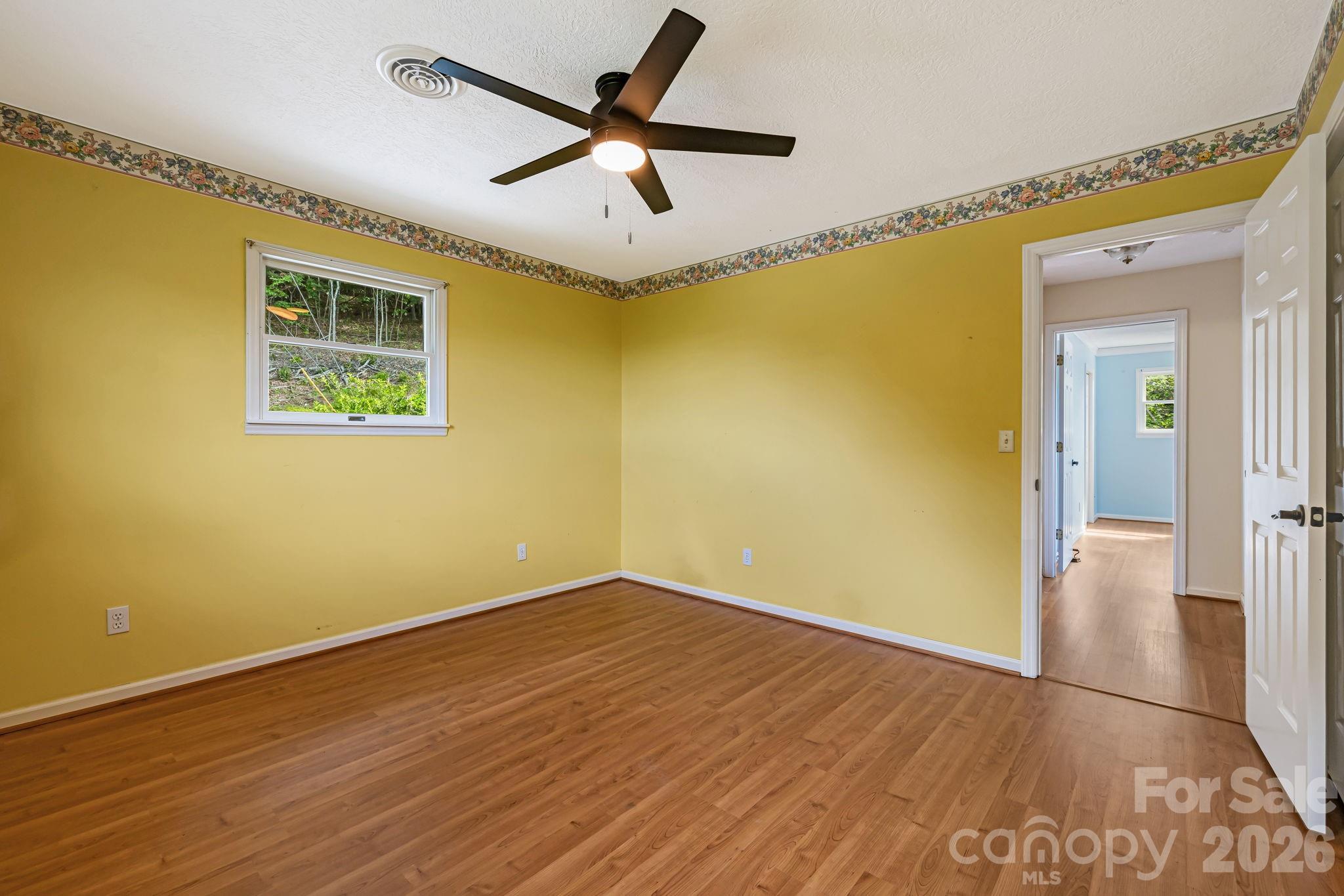 95 Friendship Road — Burnsville