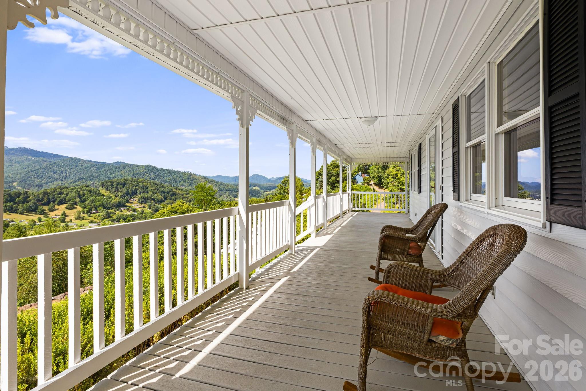 95 Friendship Road — Burnsville