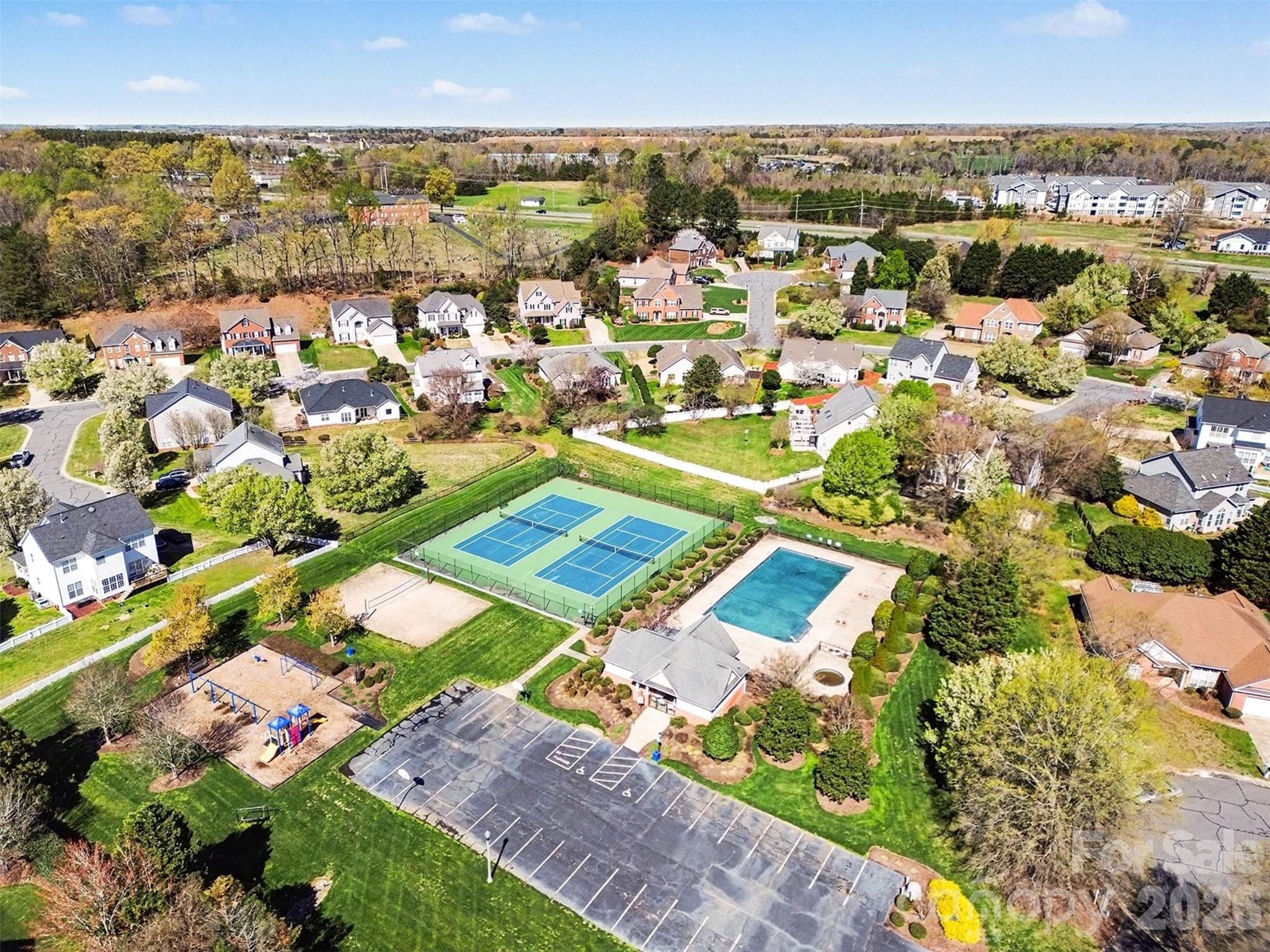 586 Gatsby Place NW — Concord