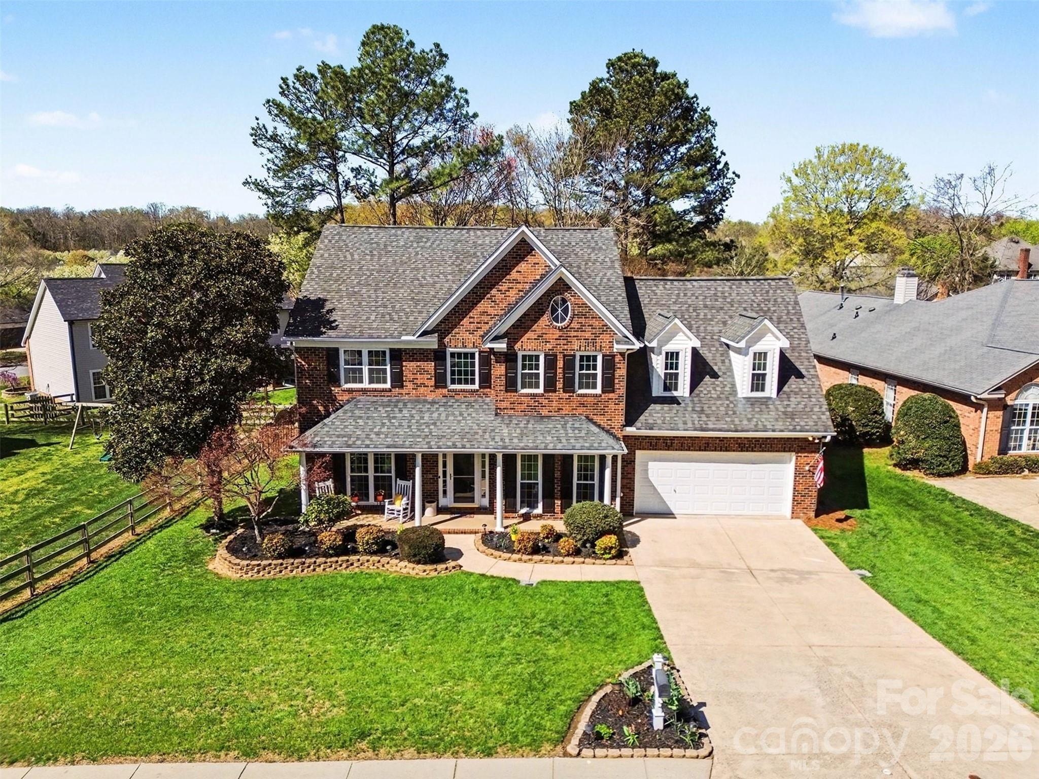 586 Gatsby Place NW — Concord