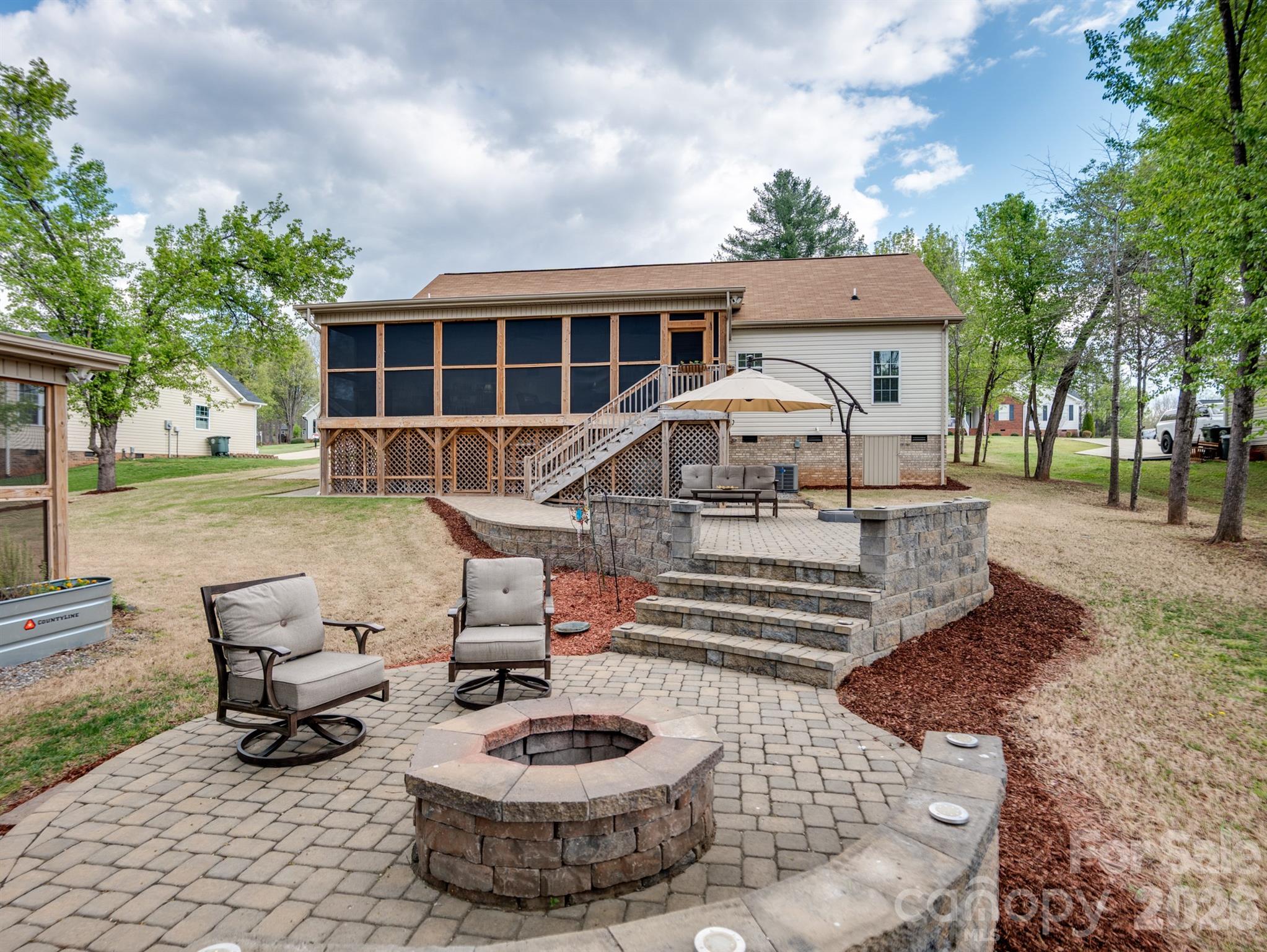 2235 Picnic Drive — Newton